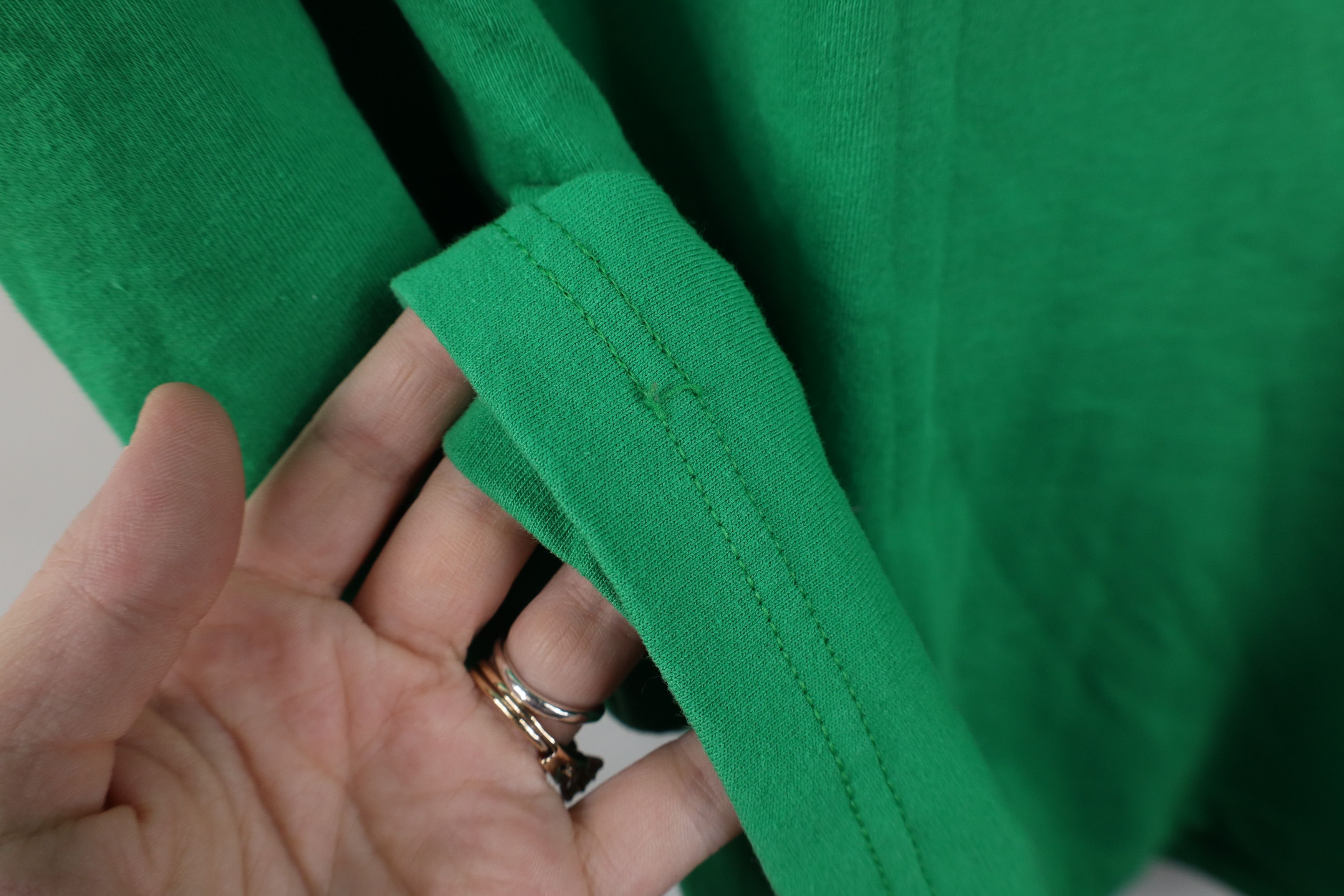 Vintage Vintage 90s Streetwear Blank Heavyweight T-Shirt Kelly Green Size US XL / EU 56 / 4 - 9 Thumbnail