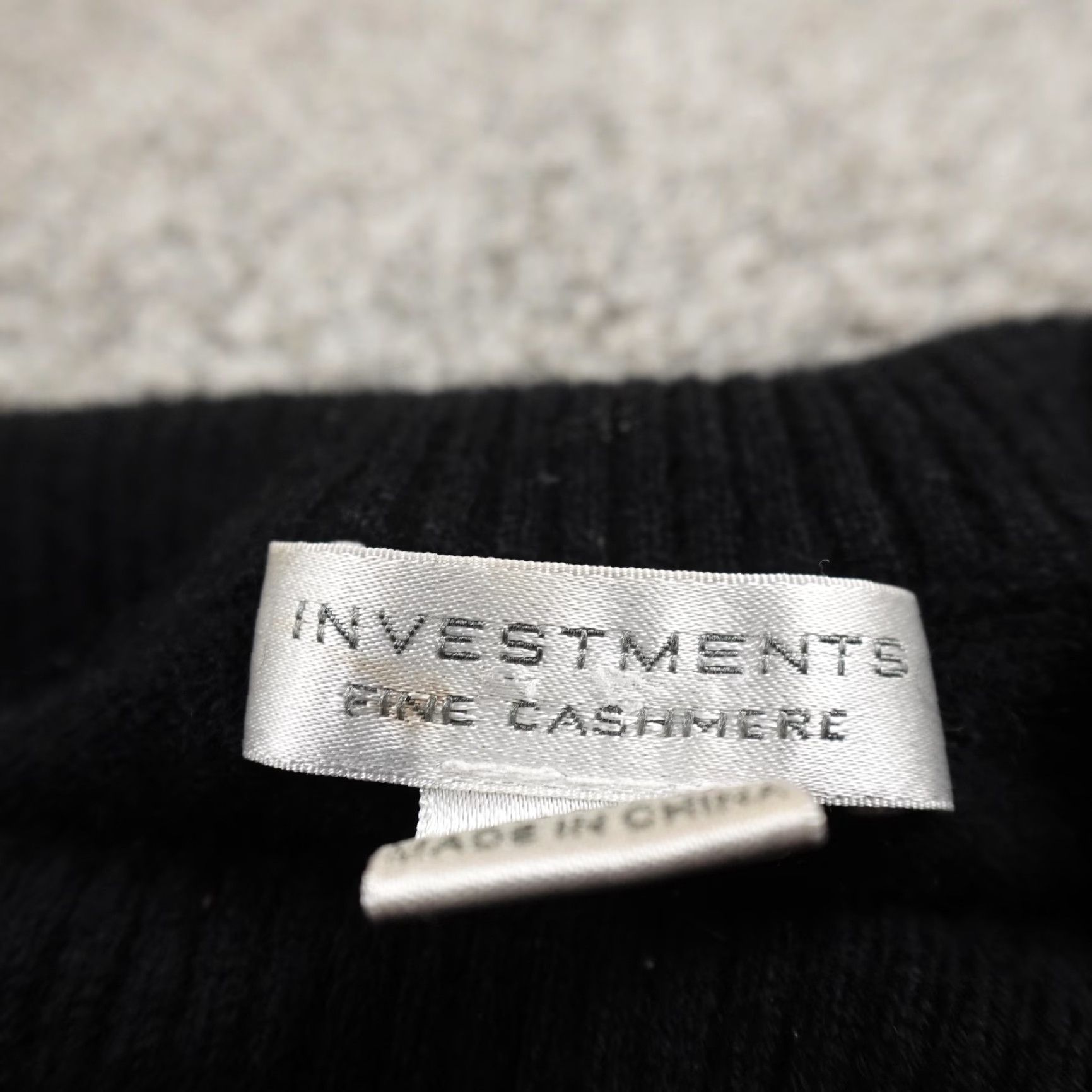 Vintage Investments Sweater Womens L Black Cashmere Mock Turtle Neck Pullover Cozy Soft Size L / US 10 / IT 46 - 5 Thumbnail
