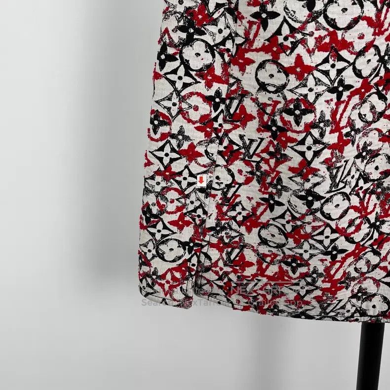 Louis Vuitton Louis Vuitton Red, white and black patchwork presbyopic ha Size 35" - 3 Thumbnail