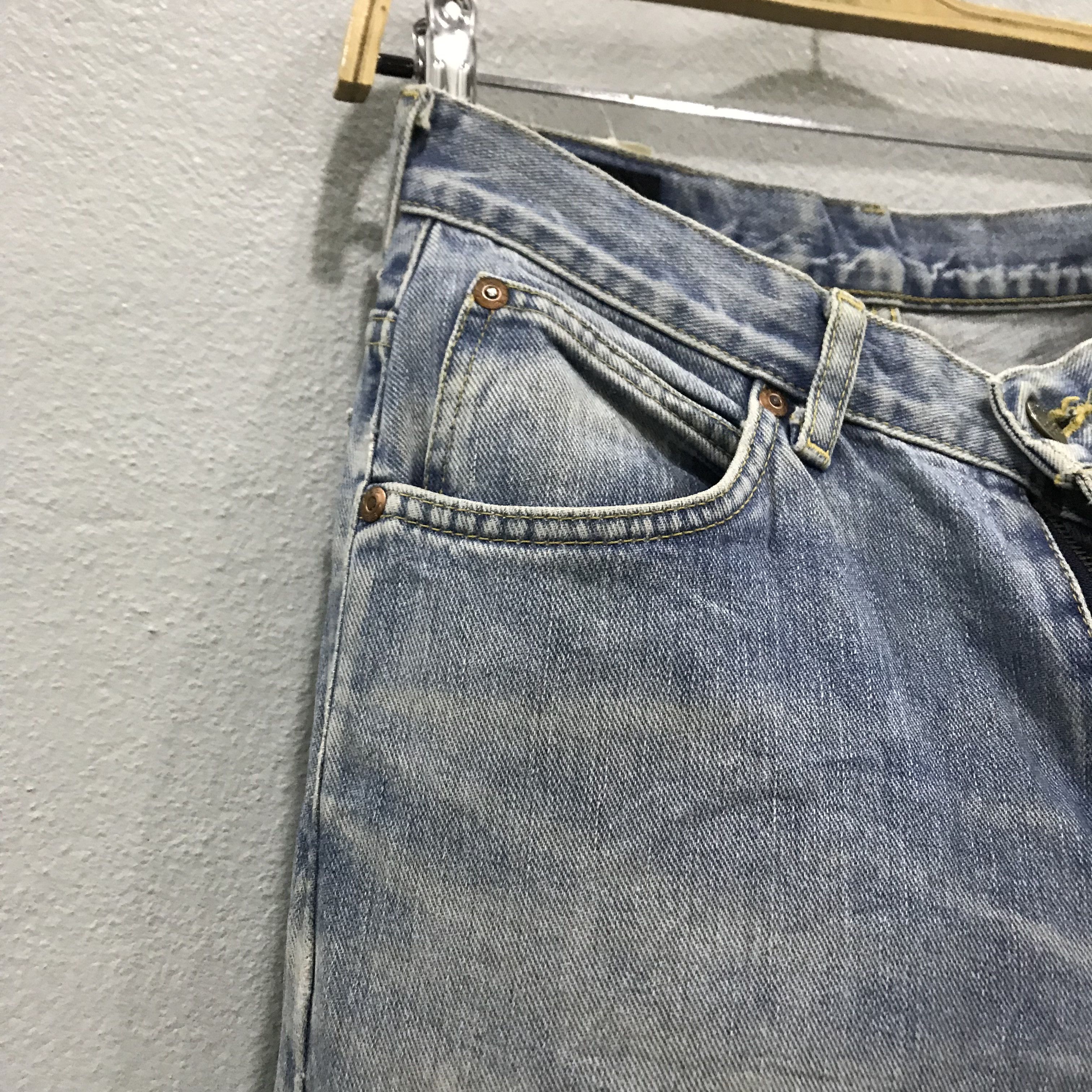 Lee Vintage 90s Lee Light Wash Jeans High Rise Straight Leg Size US 29 - 9 Thumbnail