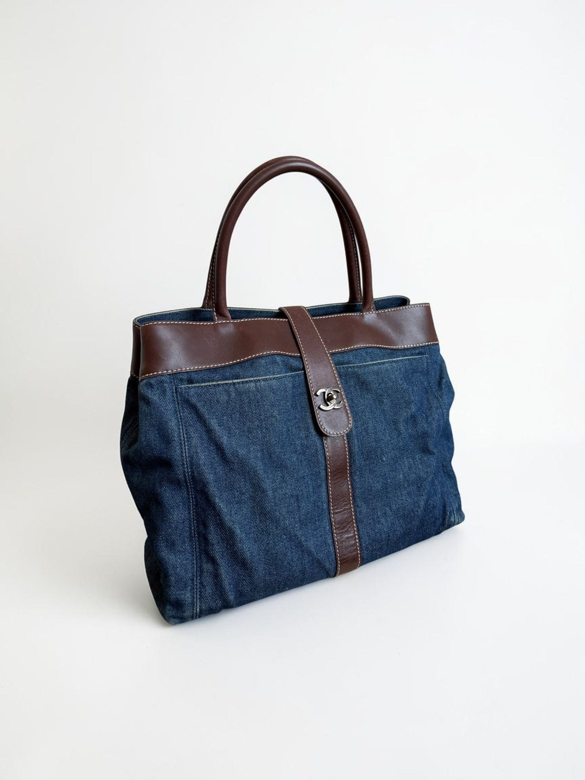 Chanel Chanel Denim CC Flap Tote Size ONE SIZE - 14 Thumbnail