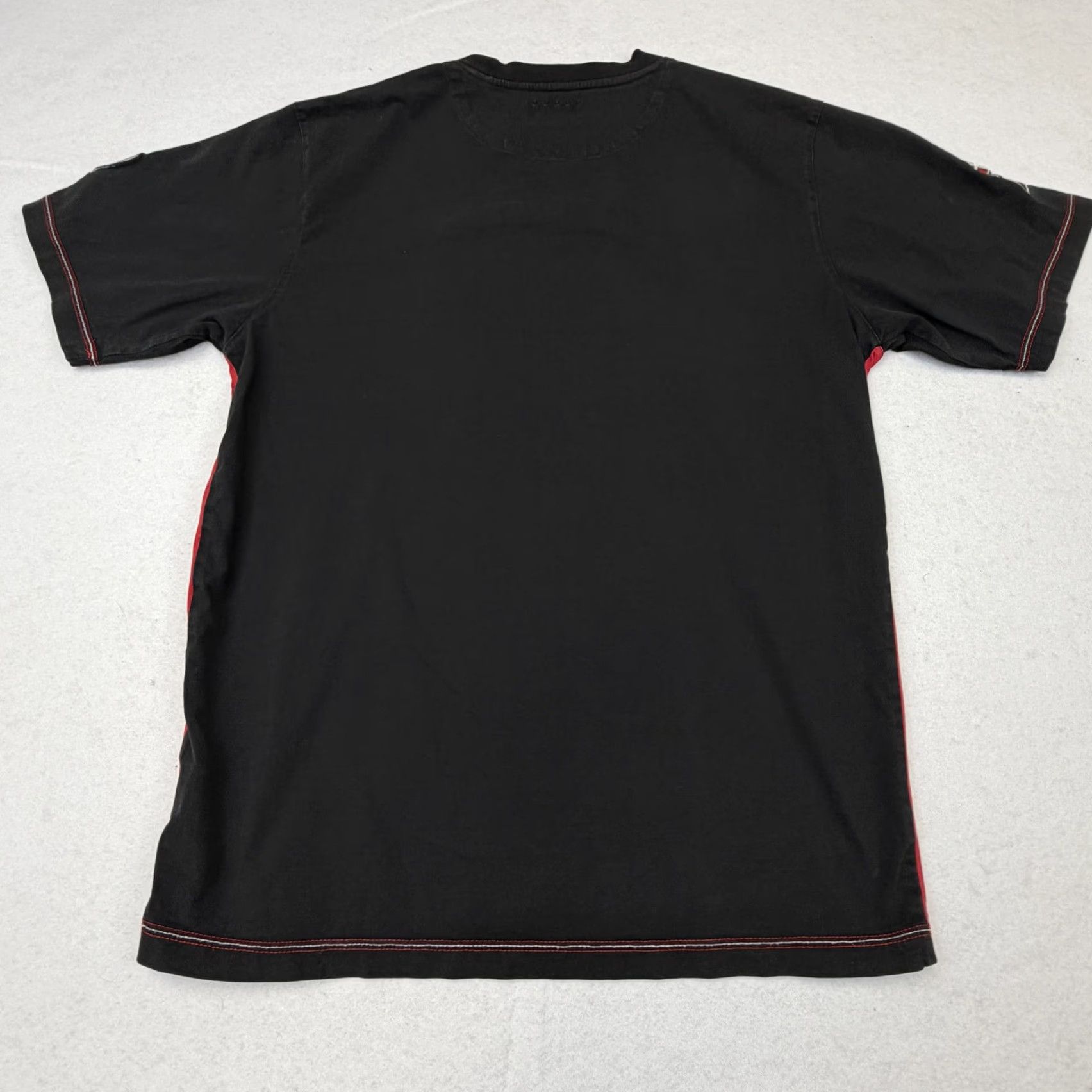 Coogi VINTAGE Coogi Shirt Mens XL Red Black Established 1969 Crest Graphic Streetwear Tee Size US XL / EU 56 / 4 - 7 Thumbnail