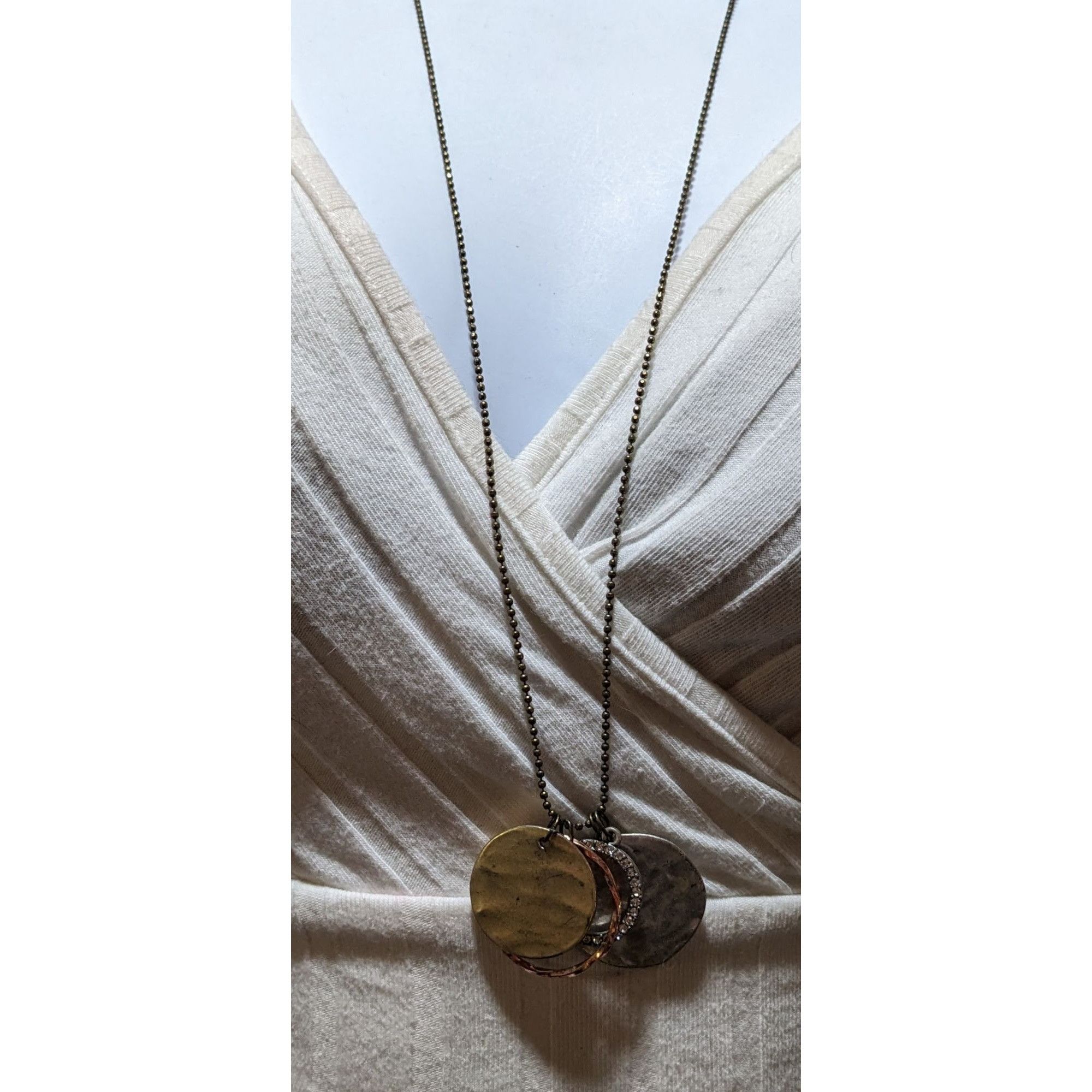 American Eagle Outfitters AEO Metallic Hammered Disc Necklace Size ONE SIZE - 7 Thumbnail