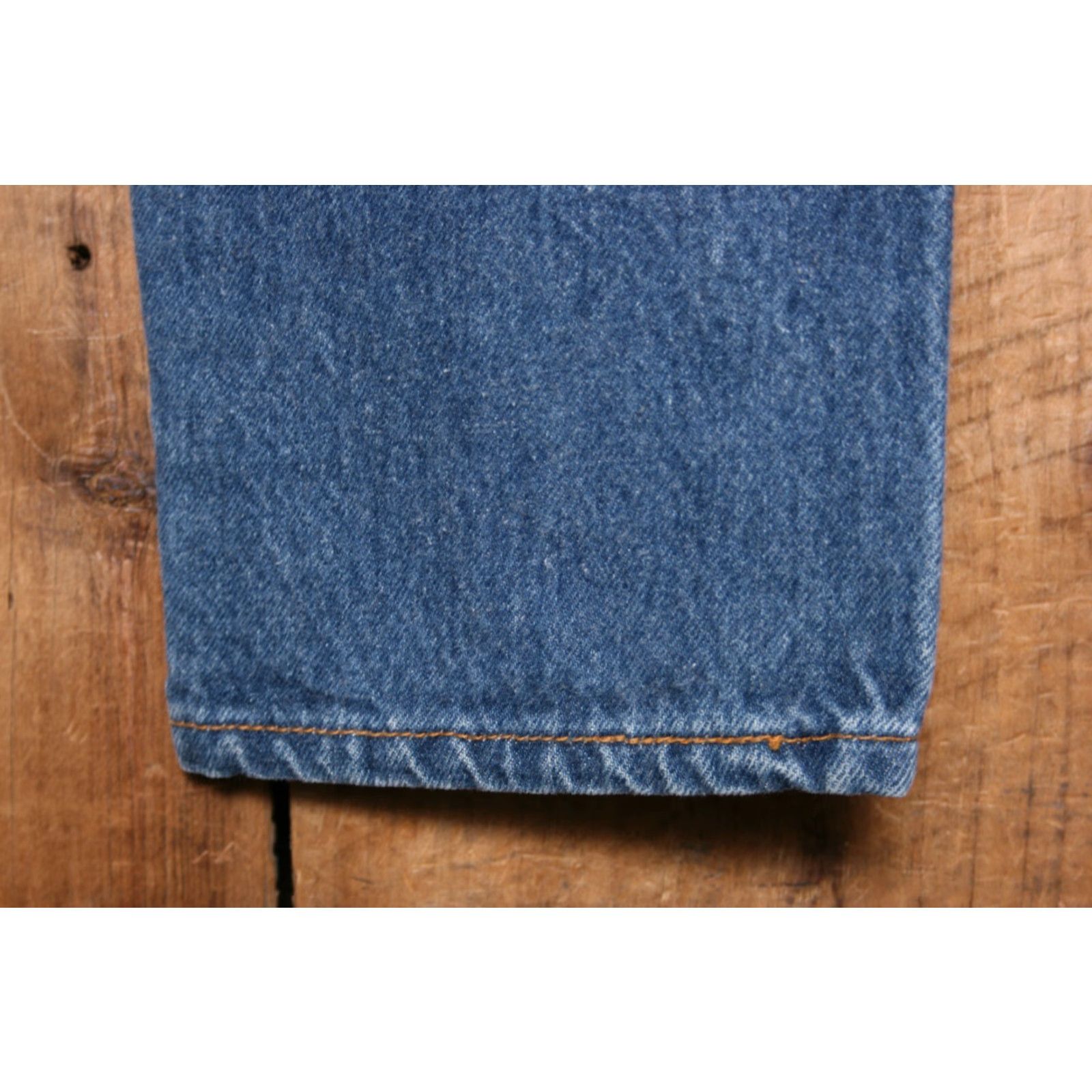 Levi's VINTAGE Levi's 501 Jeans Women 24x30 Blue Denim Cotton Regular Short 5 Button Seams 501 Model Womens Jeans Size 42" / US 20 - 5 Thumbnail