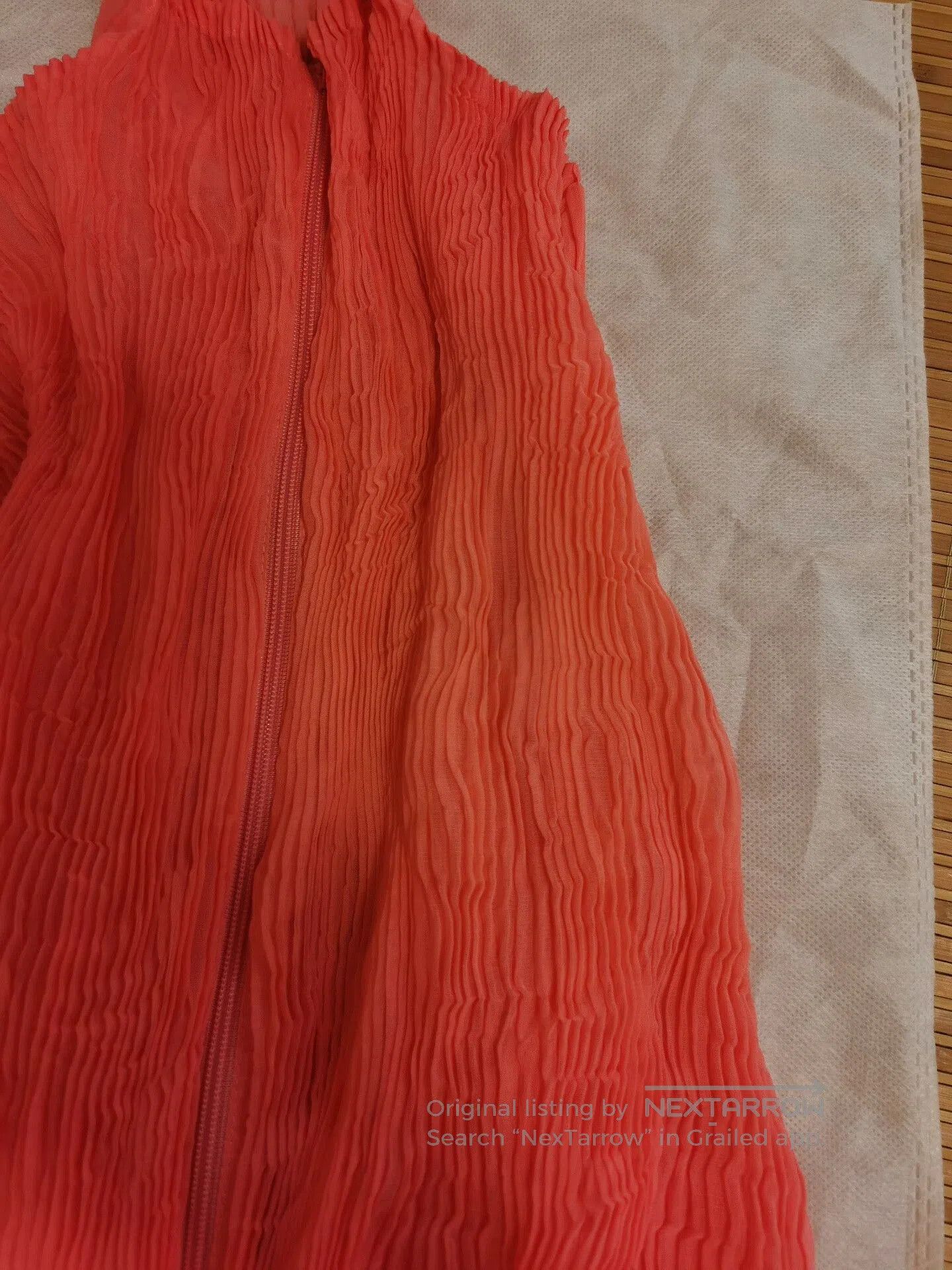 Issey Miyake Issey Miyake Coral Zip. Size XS / US 0-2 / IT 36-38 - 3 Thumbnail