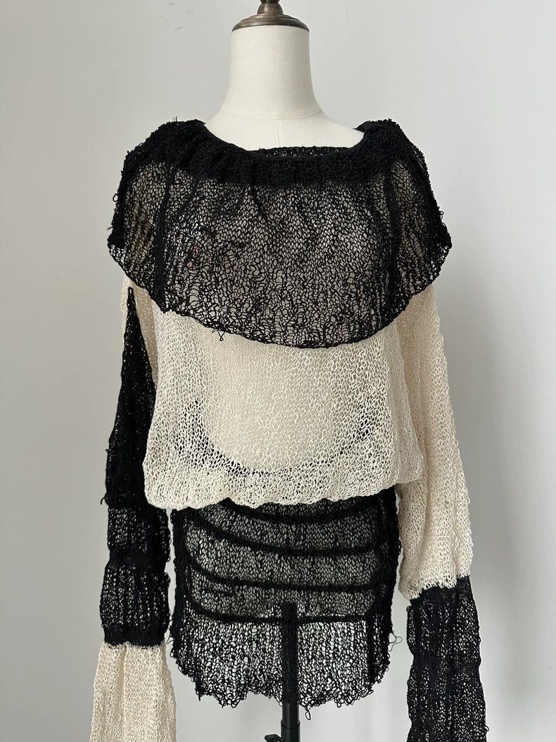 Issey Miyake Issey Miyake Black and white pullover top Size S / US 4 / IT 40 - 2 Thumbnail