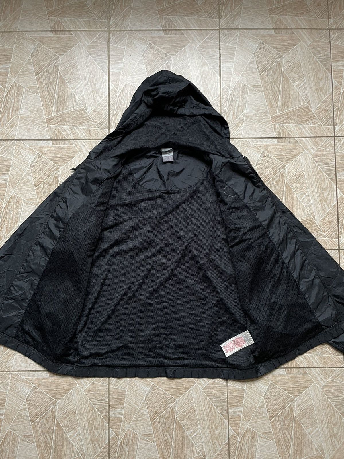 Nike × Vintage Vintage 2000s Nike Jacket Mens Windbreaker Swoosh Logo Black Size US M / EU 48-50 / 2 - 6 Thumbnail