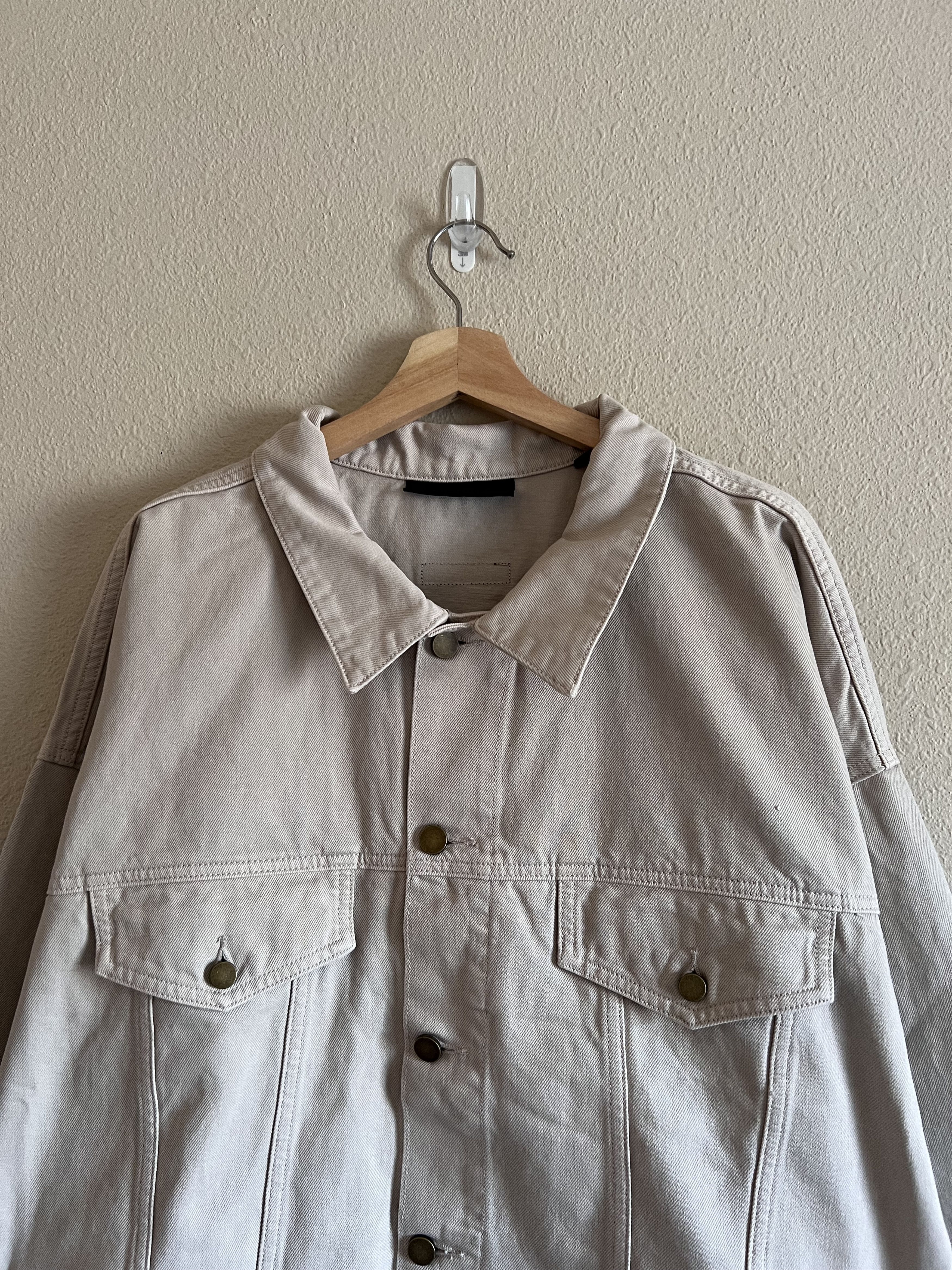 Essentials Fear of God Essentials Denim Jacket in Silver Cloud Size US L / EU 52-54 / 3 - 2 Thumbnail