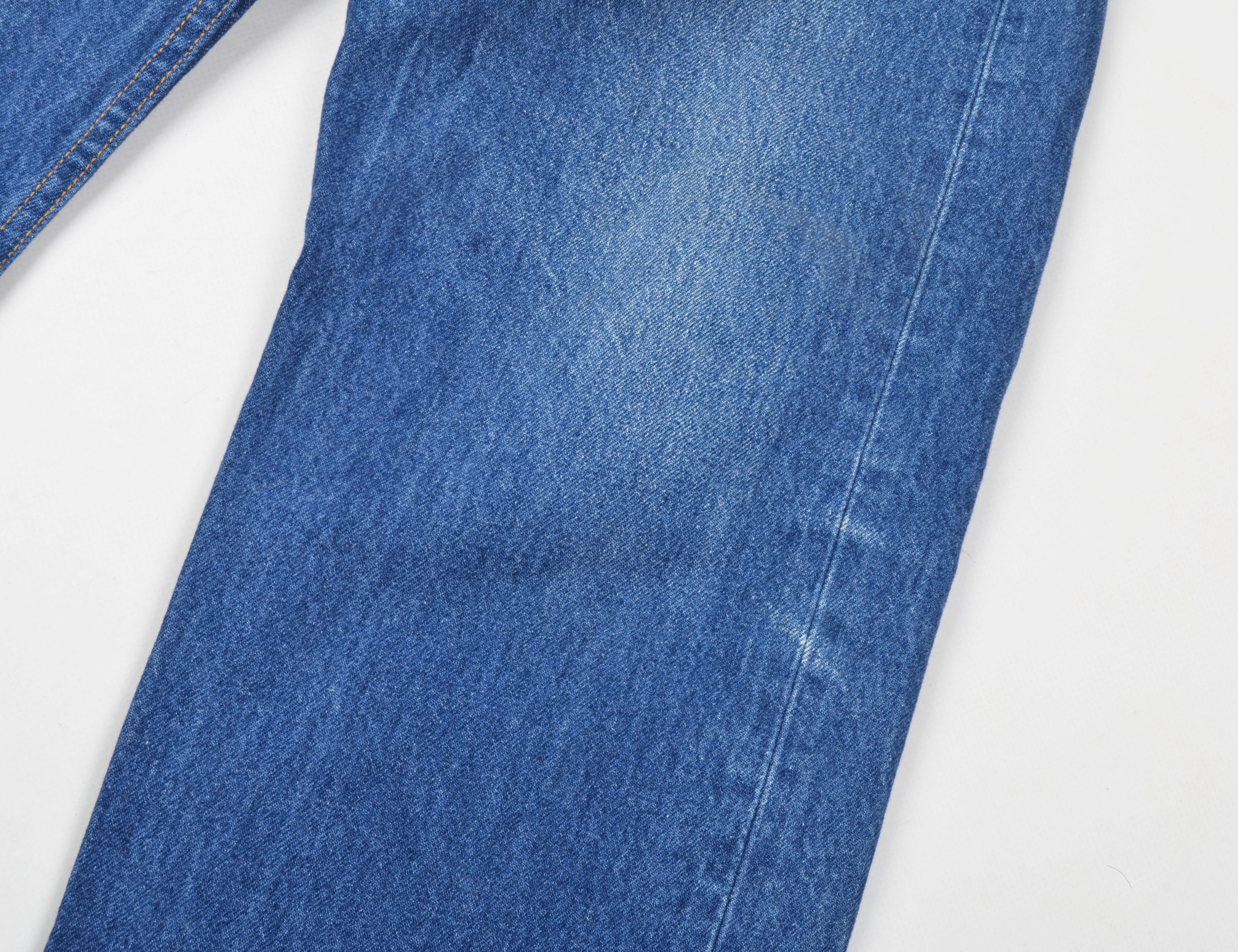 Levi's Vintage Clothing Men's Vintage Levi's 501 90's Straight Denim Jeans Size US 33 - 3 Thumbnail