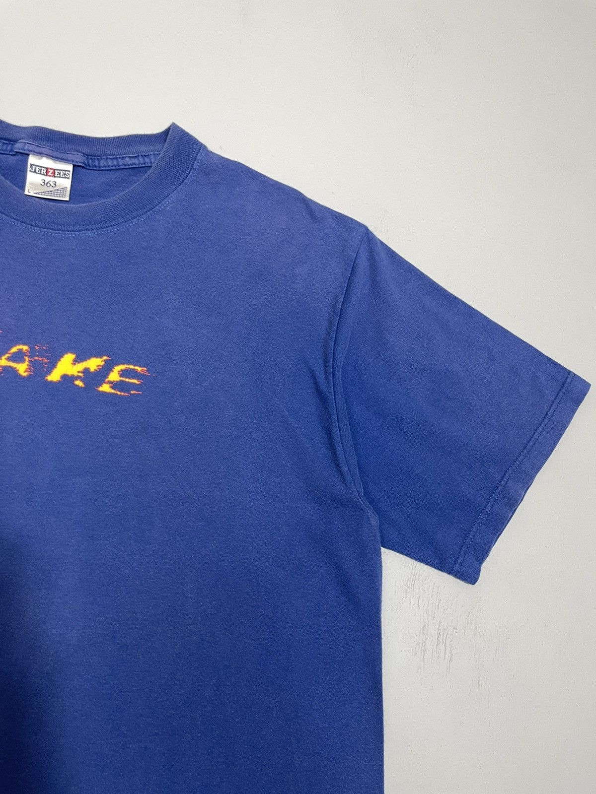 Rap Tees Vintage 90's Drake Flames Logo Jerzees Graphic Y2k Rap Tee Size US L / EU 52-54 / 3 - 9 Thumbnail