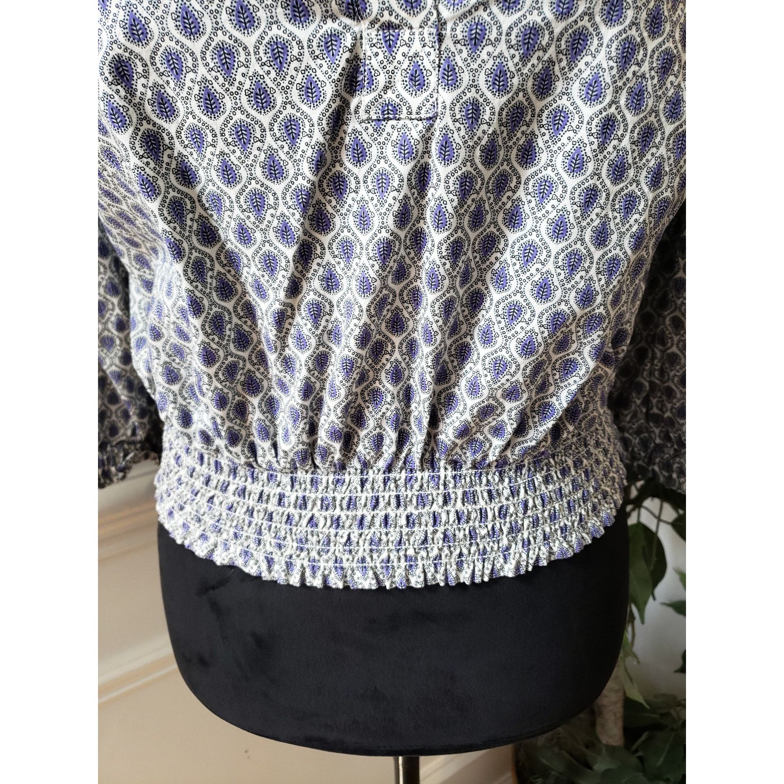 Ann Taylor Ann Taylor Blouse Women XXS Purple White Smocked Waist Top Size S / US 4 / IT 40 - 4 Thumbnail
