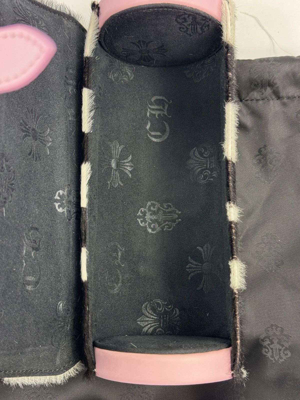 Chrome Hearts ZEBRA PINK LEATHER CROSS WATCH ROLL/CASE Size ONE SIZE - 9 Thumbnail