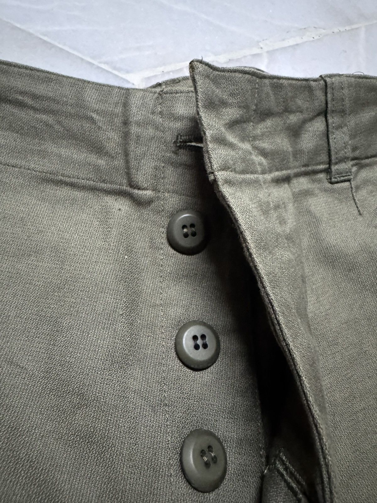 Seditionaries 💥PUNK SHORT PANTS💥 SUPERLOVERS ROCK OLIVE GREEN SHORT CARGO Size US 31 - 6 Thumbnail