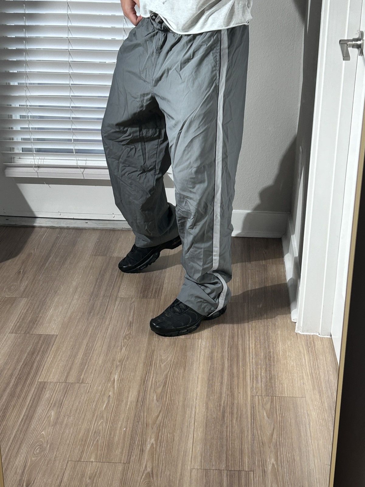 Nike × Vintage Nike vintage baggy nylon track pants y2k / l size Size US 34 / EU 50 - 3 Thumbnail