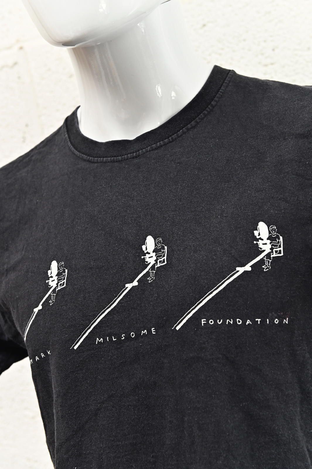 Fruit Of The Loom Fruit of the Loom Black Printed T-Shirt Mens Size M Size US M / EU 48-50 / 2 - 2 Thumbnail