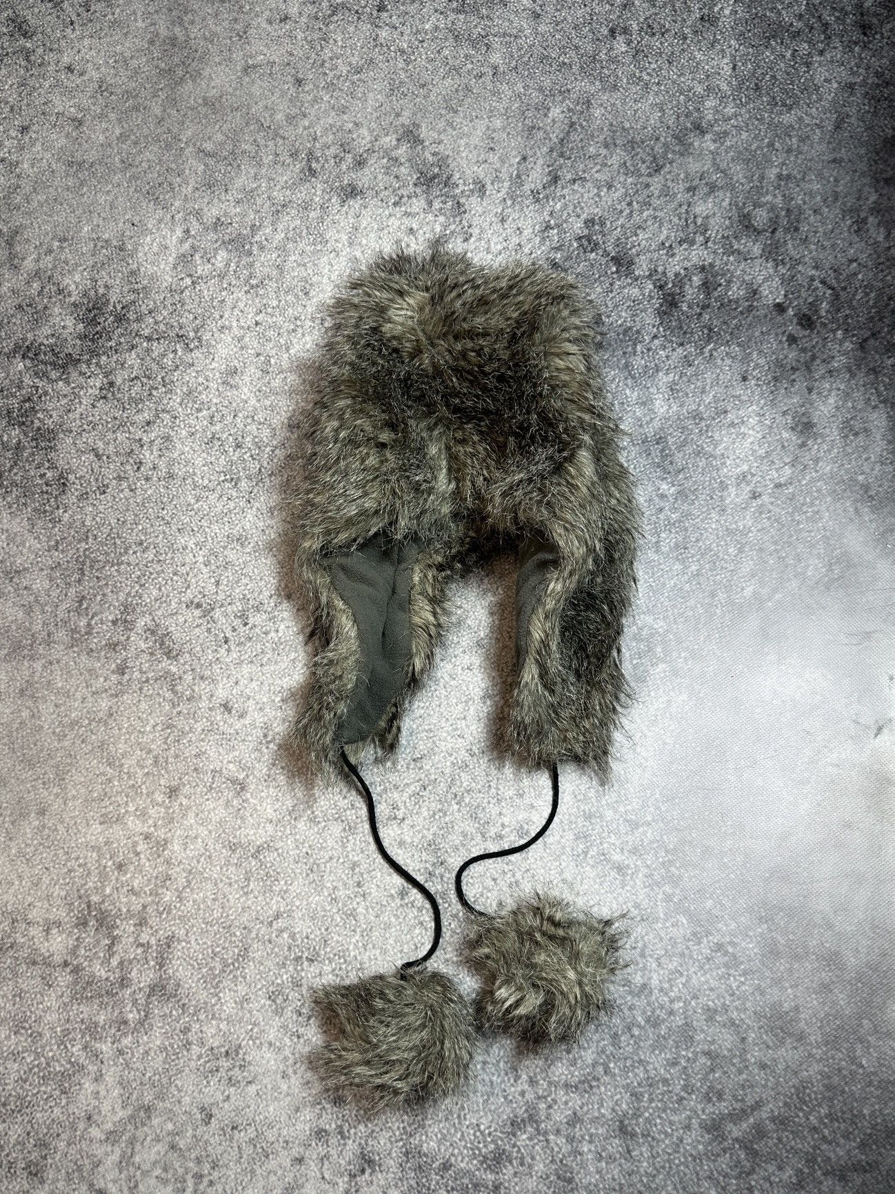 Other Y2K Fur Ushanka Hat Avant Garde Style Fuzzy Alt USA Rare VTg Size ONE SIZE - 1 Thumbnail