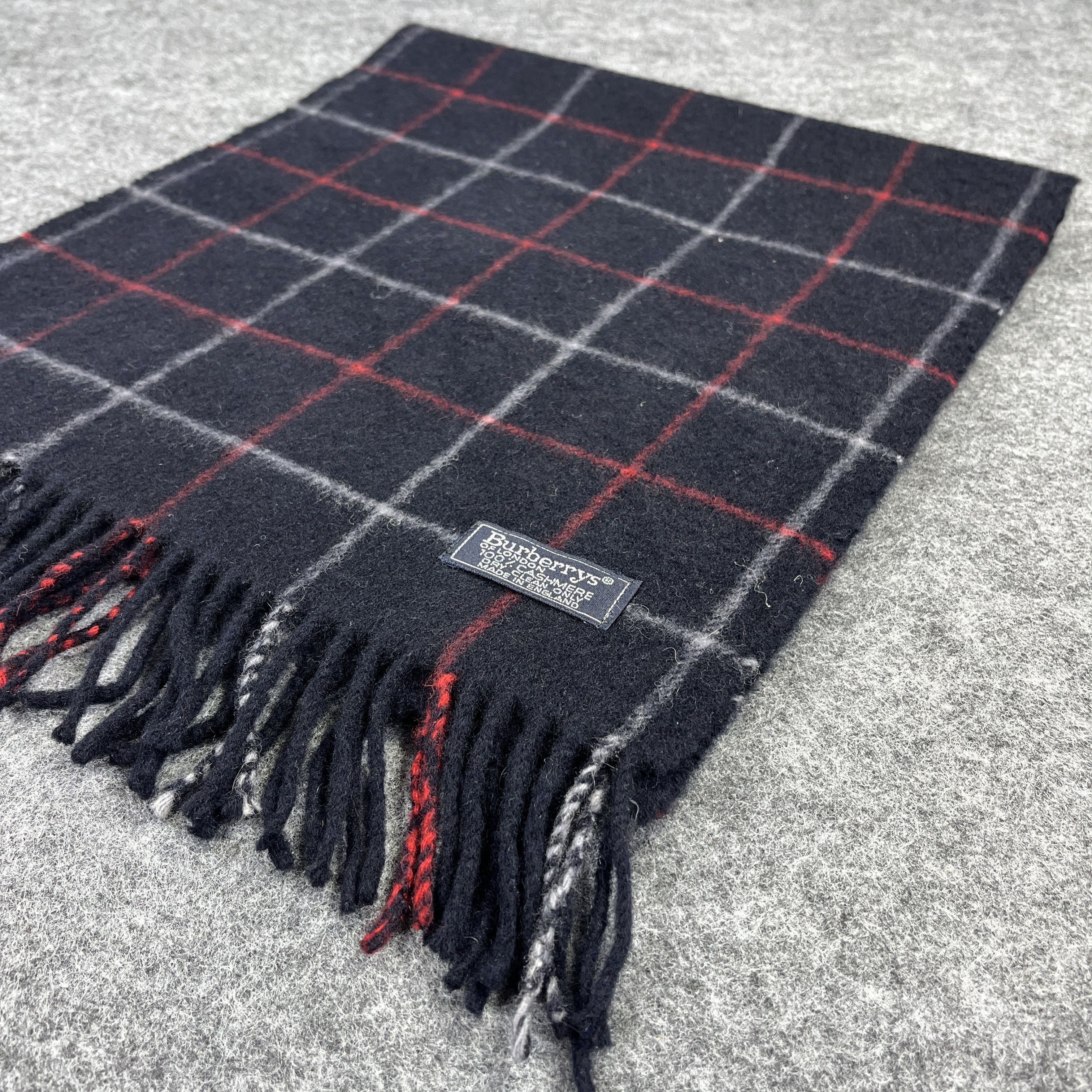 Burberry Vintage Burberry Scarf / Muffler / Neckwear T938 Size ONE SIZE - 10 Thumbnail