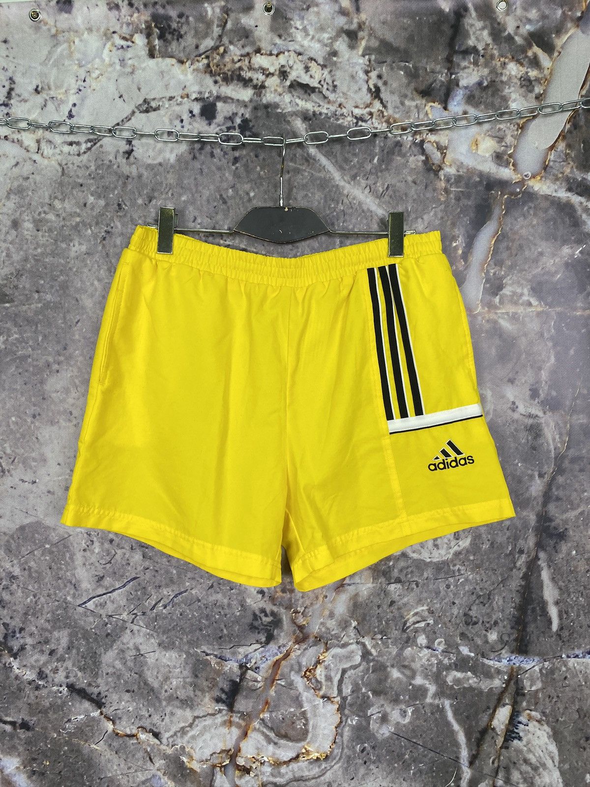 Adidas × Vintage Men’s Adidas Shorts Vintage Sports Size Medium Size US 34 / EU 50 - 1 Thumbnail