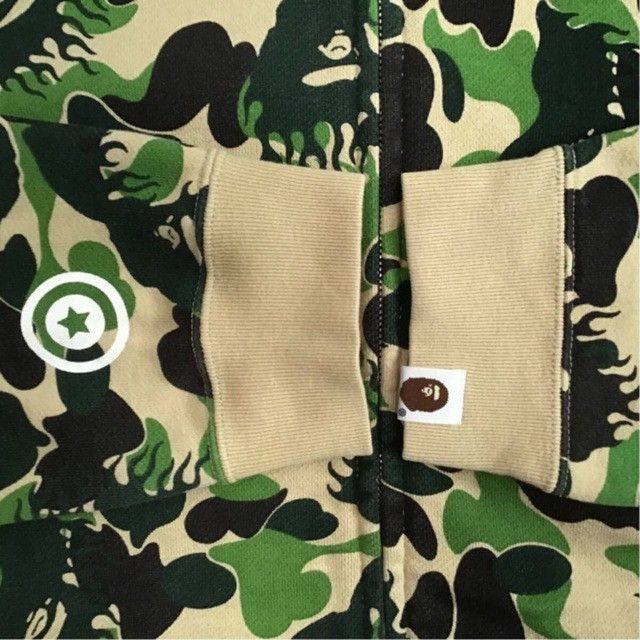 Bape BAPE Fire Camo Shark Zip Hoodie a bathing ape flame NIGO Size US L / EU 52-54 / 3 - 6 Thumbnail