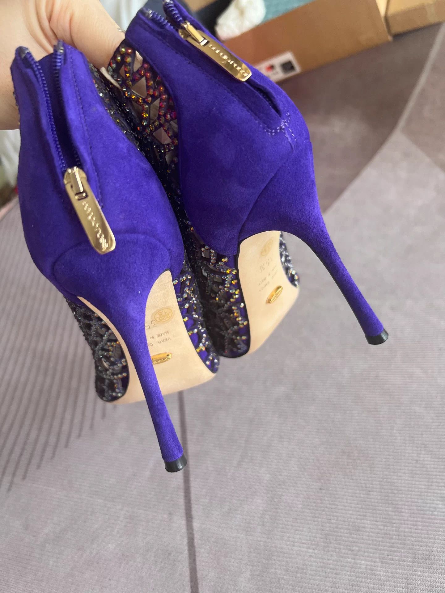 Sergio Rossi Sergio Rossi Pave Crystal Heels 35.5 With Box Size US 4.5 / IT 34.5 - 4 Thumbnail