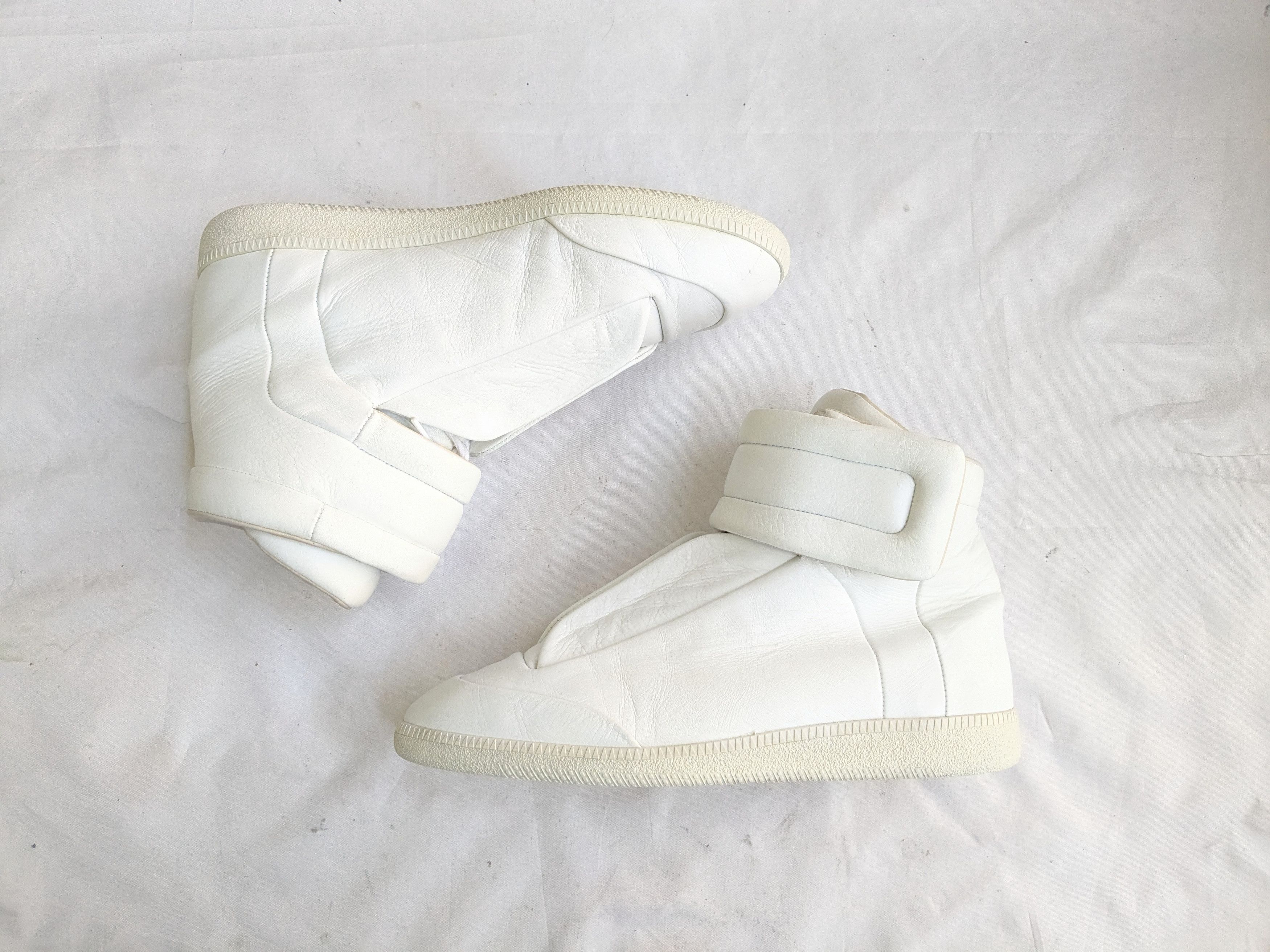Maison Margiela Maison Margiela Future White 11 44 Leather High Tops Size US 11 / EU 44 - 1 Thumbnail
