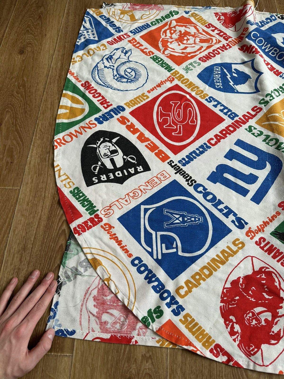 NFL × Vintage Vintage NFL teams chiefs cover/rug/picnic blanket 85x36 Size ONE SIZE - 4 Thumbnail