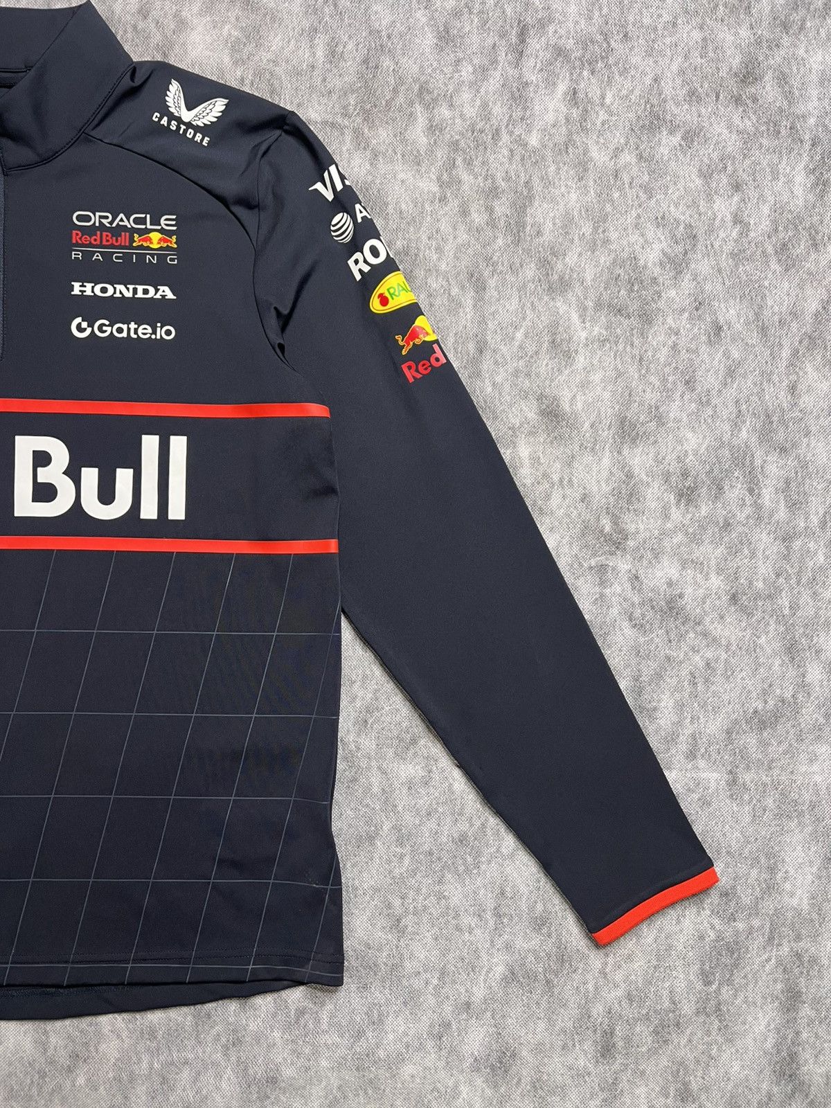 Castore Oracle Red Bull Racing 2025 Team 1/4 3 Zip Midlayer Castore Size US M / EU 48-50 / 2 - 4 Thumbnail
