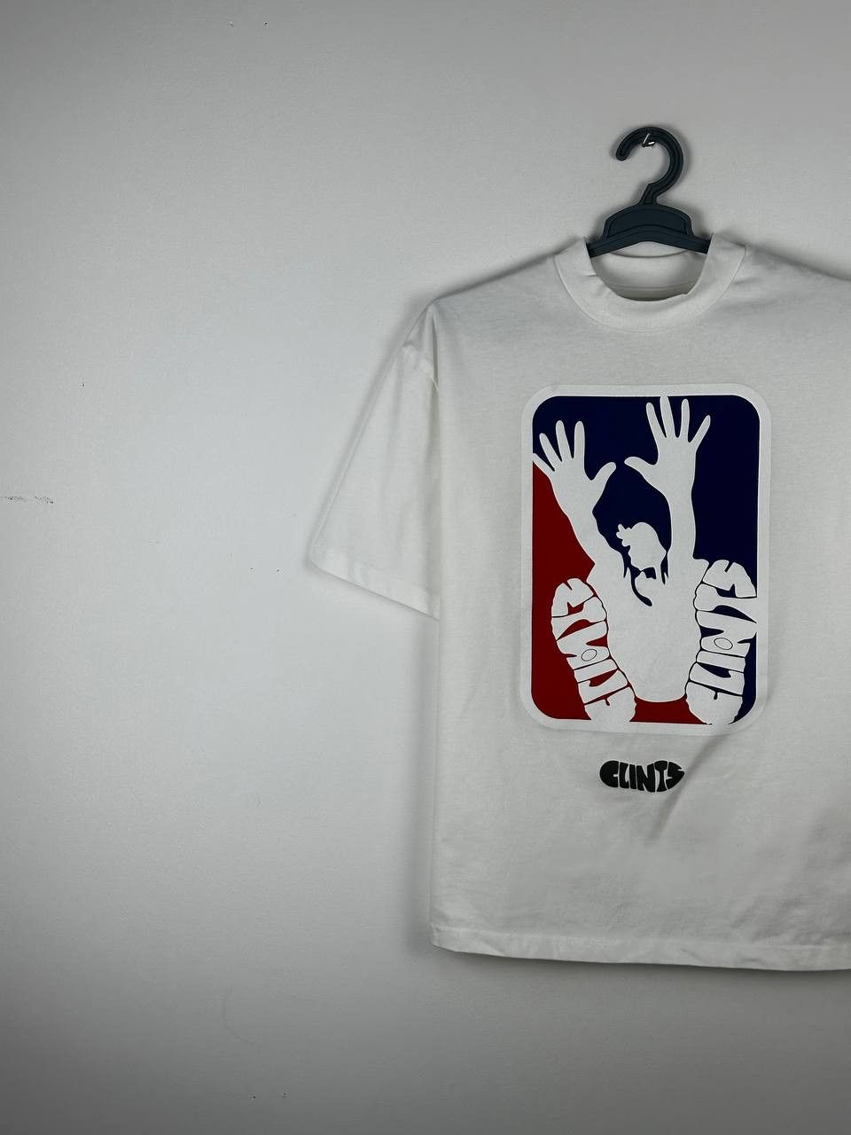 Clints × Japanese Brand Clints Co White NBA Style Logo T Shirt Size US S / EU 44-46 / 1 - 2 Thumbnail