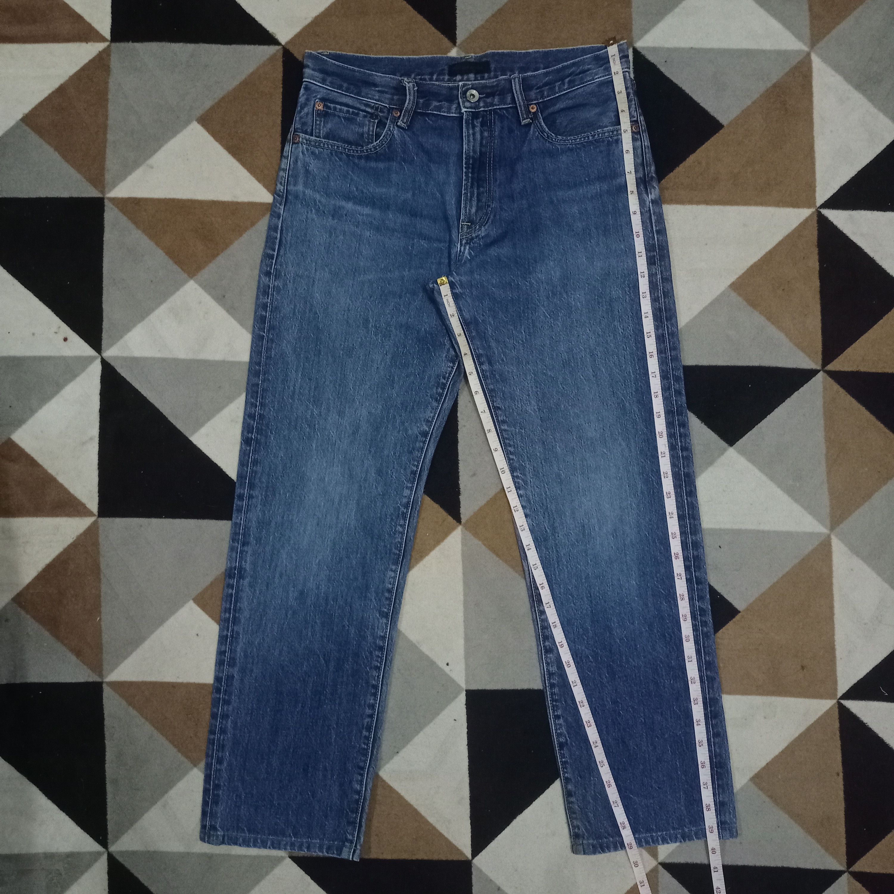 Japanese Brand × Uniqlo Vintage Japanese Uniqlo Blue Wash Straight Loose Jeans Size US 32 / EU 48 - 9 Thumbnail