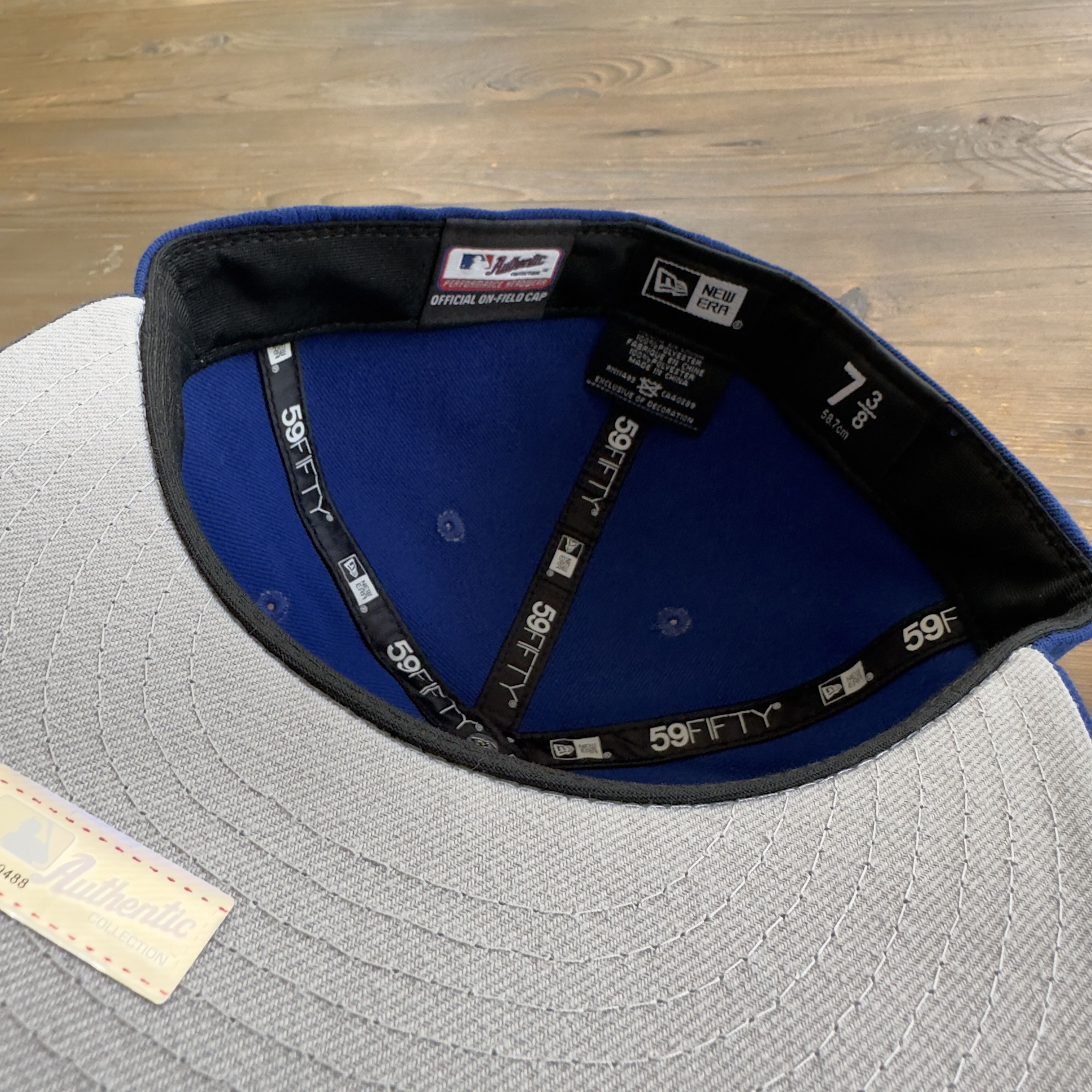 New Era Blue Button New York Mets New Era 59Fifty Fitted Hat 7 3/8 Size ONE SIZE - 7 Thumbnail