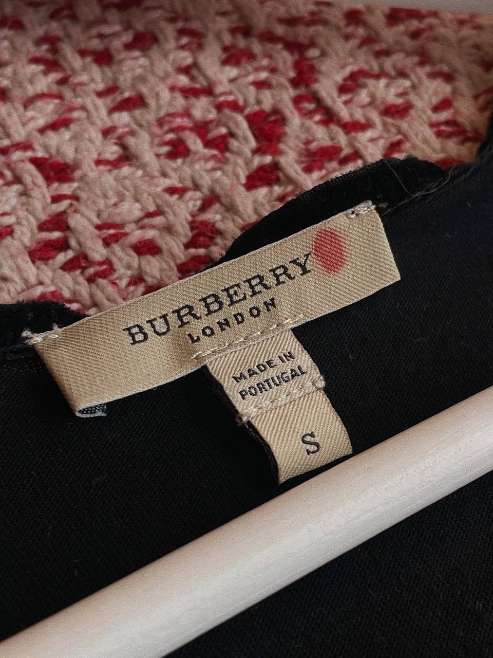 Burberry Burberry Top Black Velvet Trim Deep Neck Size S / US 4 / IT 40 - 10 Thumbnail