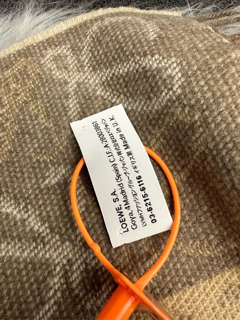 Loewe LOEWE Milk tea colored cashmere scarf Size ONE SIZE - 2 Thumbnail