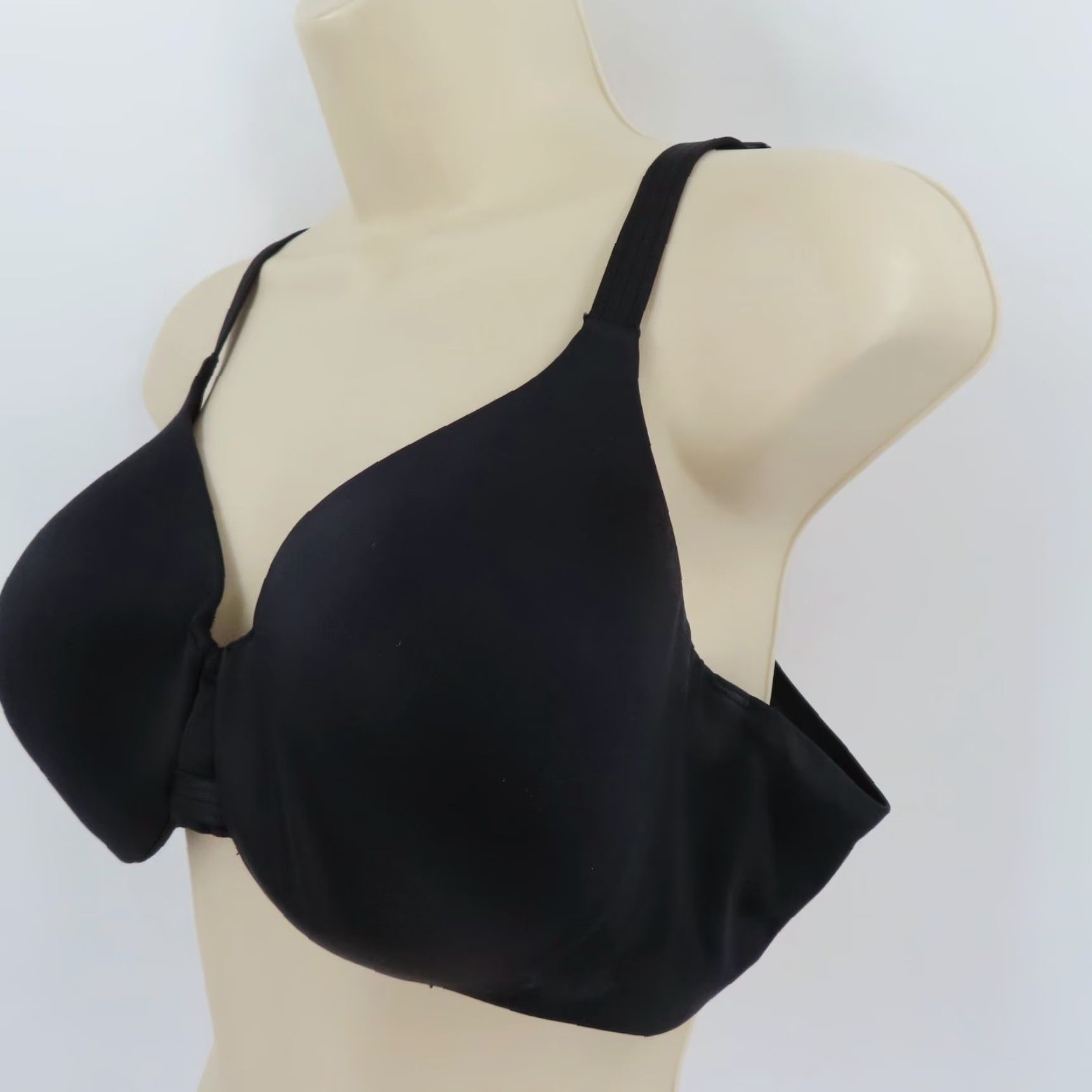 Vintage Bali One Smooth U Smoothing Bra Solid Black Underwire Lined 38C Womens T-Shirt Bra 3W11 3B11 Size ONE SIZE - 4 Thumbnail