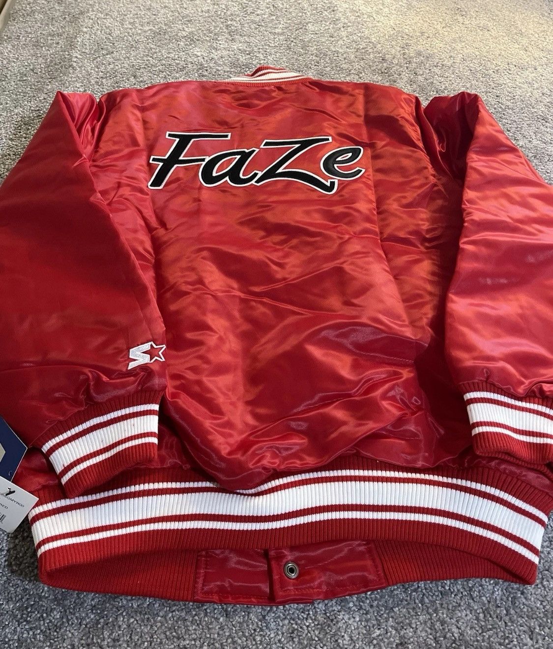 FaZe Faze Clan X Starter Red Satin Varsity Jacket Med NWT Size US M / EU 48-50 / 2 - 8 Thumbnail