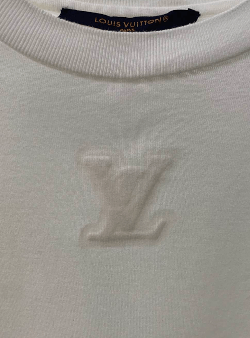 Louis Vuitton Louis Vuitton Long Sleeve T-shirt S0 EU Size US S / EU 44-46 / 1 - 6 Thumbnail