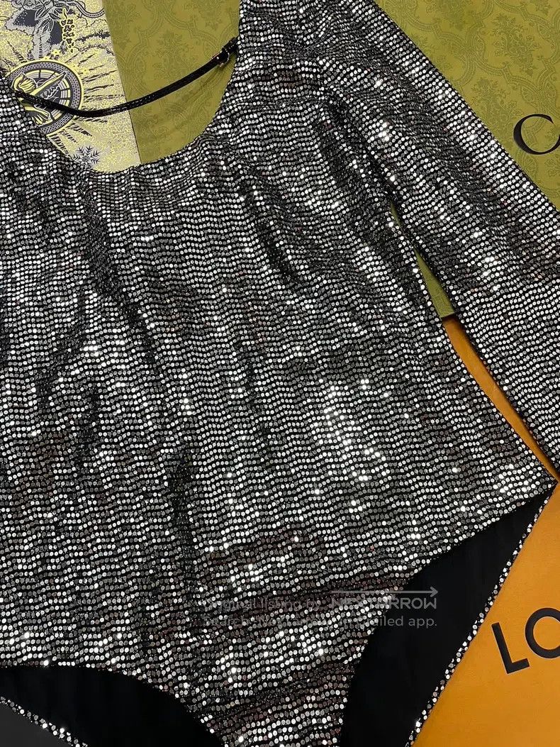 Gucci Gucci SizeM Silver heavy industry bright jumpsuit Size 42" / US 20 - 2 Thumbnail