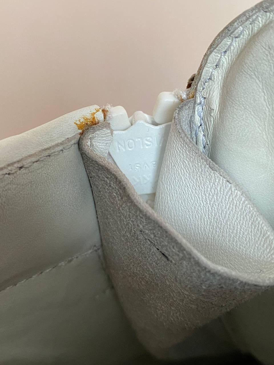 Giuseppe Zanotti Giuseppe Zanotti May London White Size 39 Size US 6 / EU 39 - 10 Thumbnail