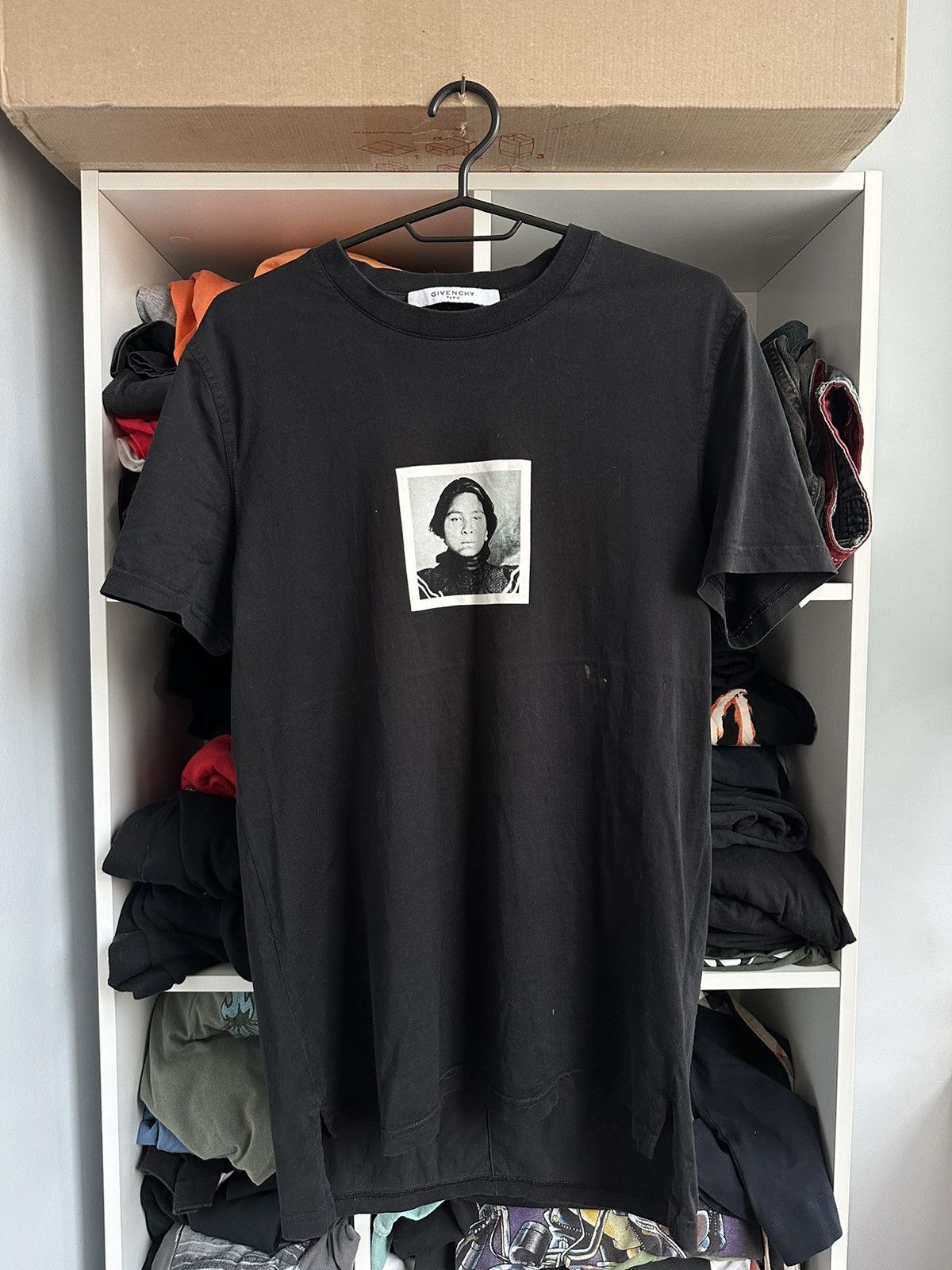 Givenchy 🔥GIVENCHY WOMAN PORTRAIT LOGO FACE T-SHIRT🔥 Size US S / EU 44-46 / 1 - 1 Thumbnail