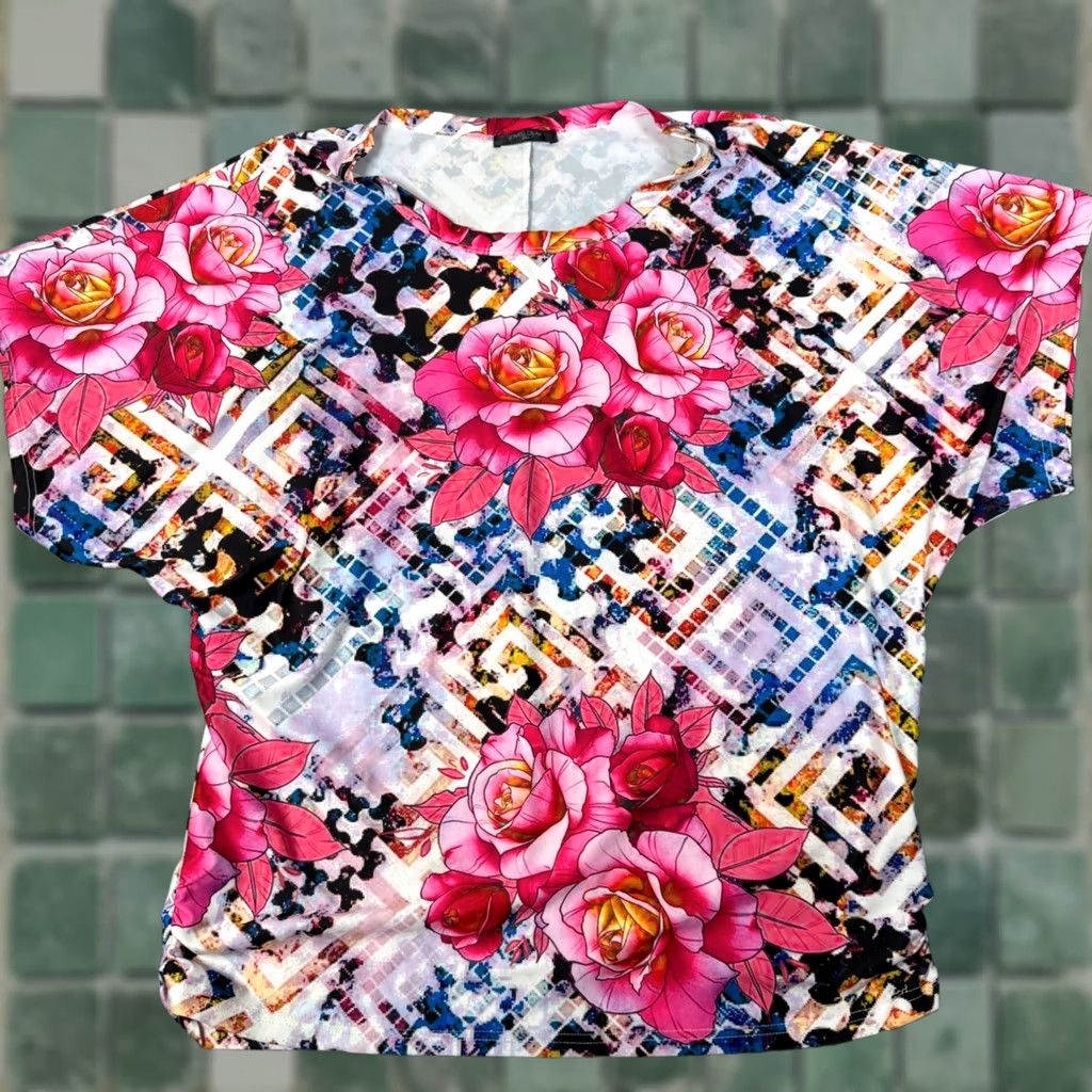Vintage Loveu Dear T-Shirt Womens 2XL Short Sleeve Floral Print Dolman Sleeve Crew Neck Pink Geometric Pattern Top Size XXL / US 16-18 / IT 52-54 - 1 Thumbnail