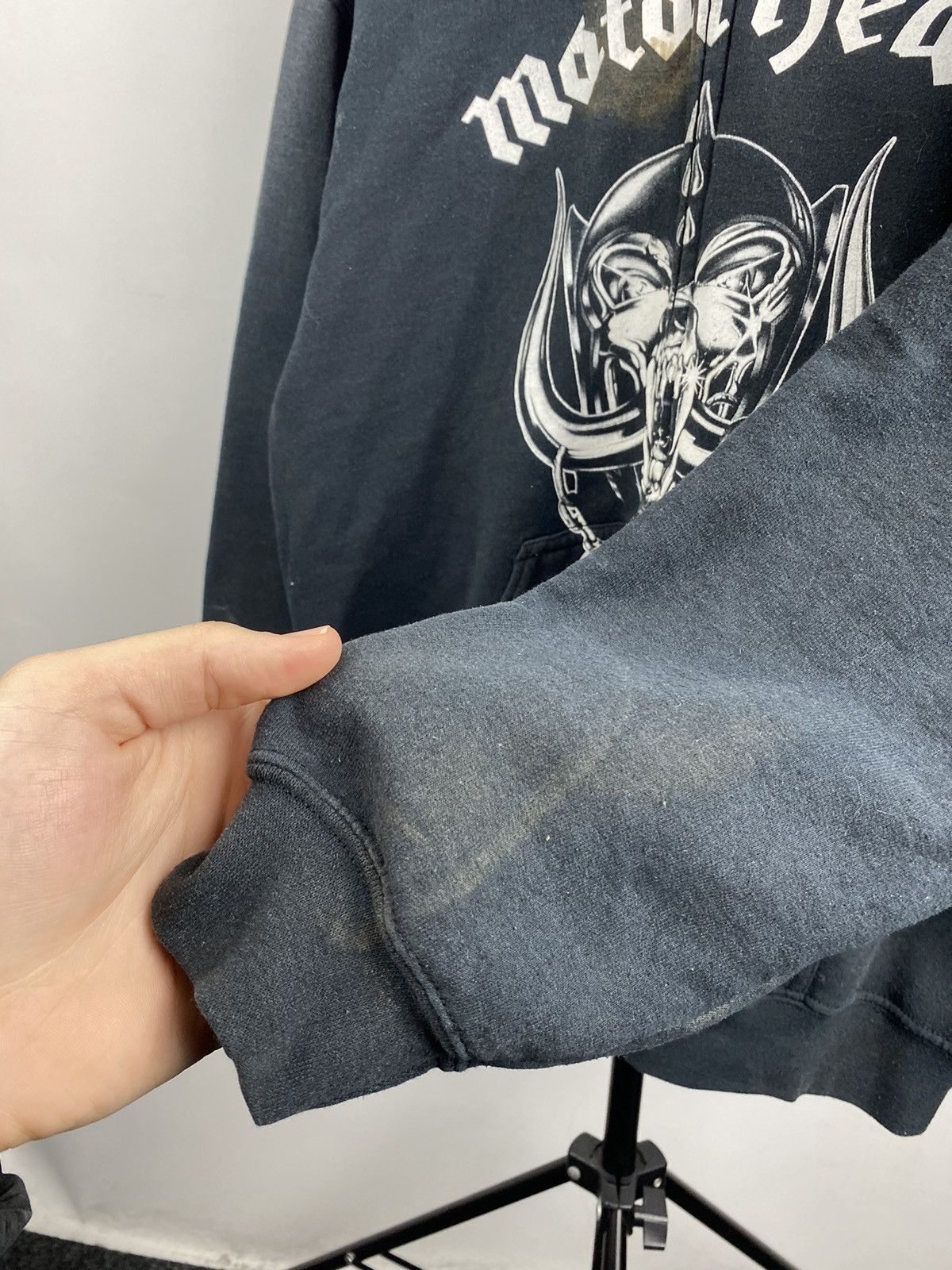 Gildan 00s Motorhead band opium punk distressed sun faded hoodie Size US M / EU 48-50 / 2 - 17 Thumbnail