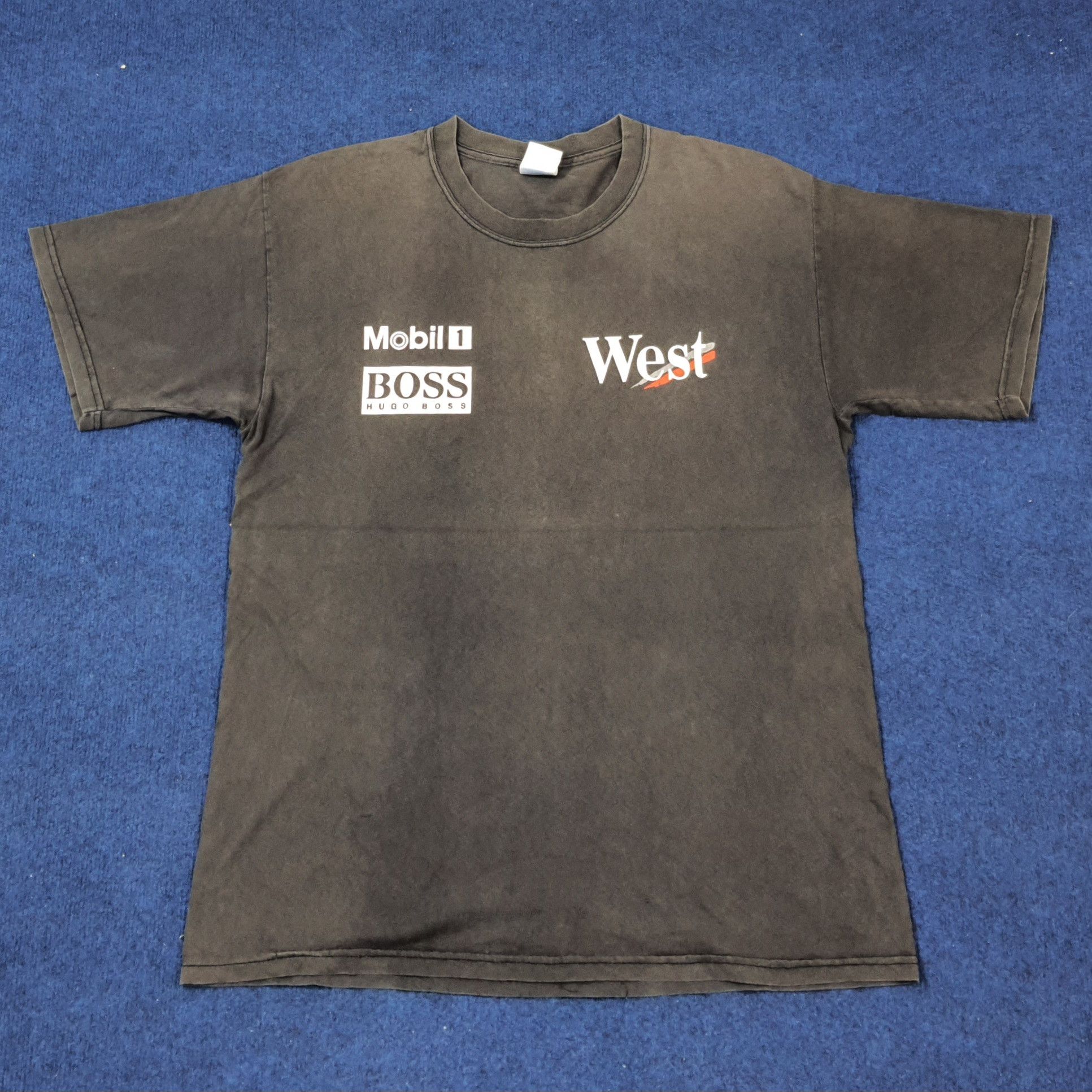 Vintage Vintage West Mobil Mercedes Formula One Racing Team Tshirt Size US L / EU 52-54 / 3 - 3 Thumbnail