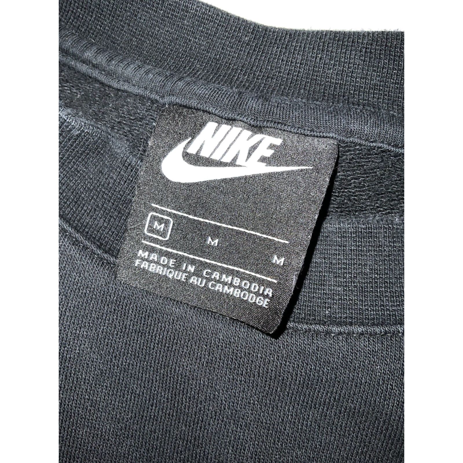 Nike VINTAGE Nike Sportswear Swoosh Black/Gold Club Fleece Crewneck Sweatshirt M Mens Crewneck Sweatshirt Black Gold Swoosh Nike Sportswear Size M Mens Size US M / EU 48-50 / 2 - 6 Thumbnail