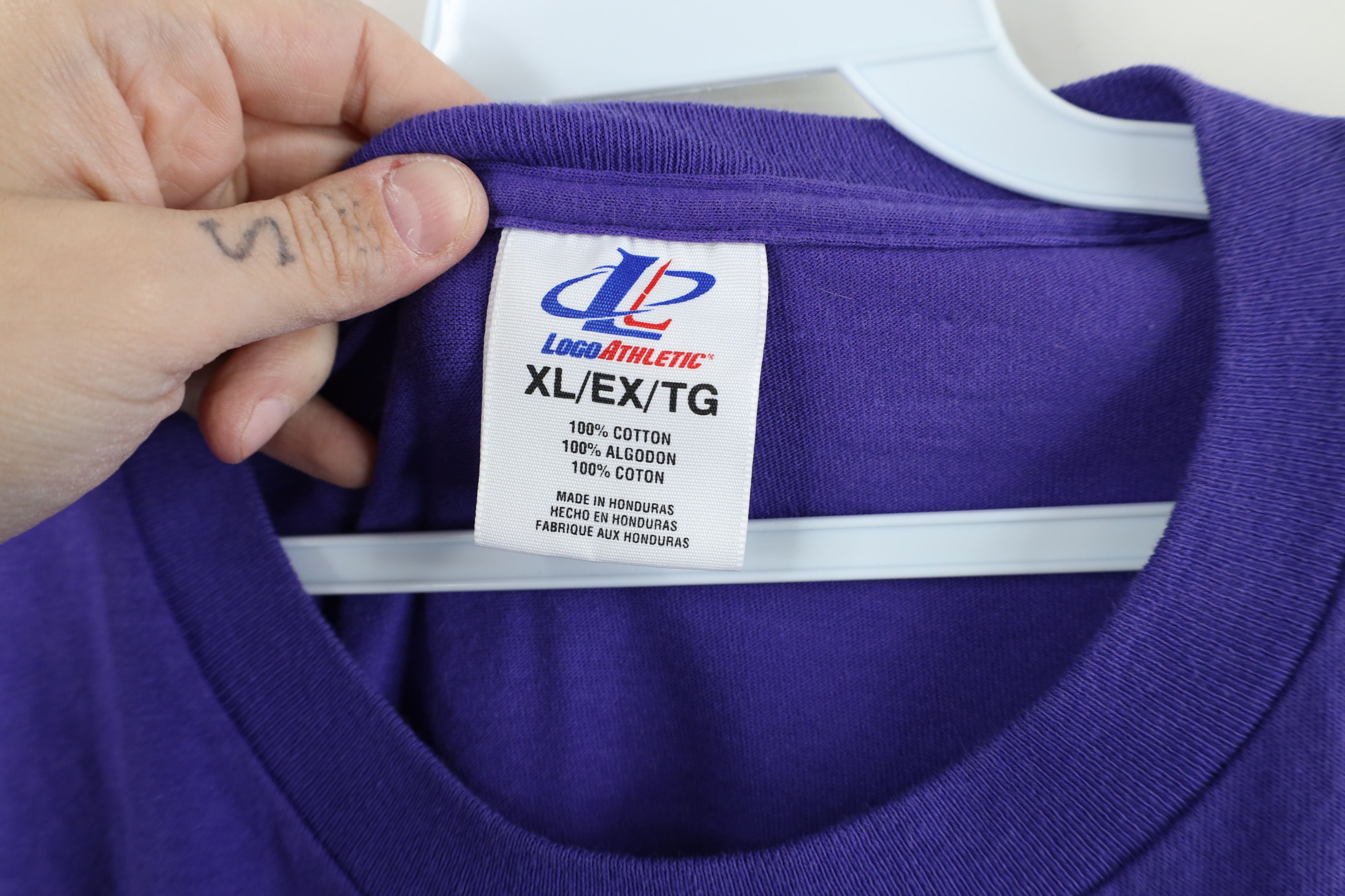 Vintage Vintage 90s Minnesota Vikings Football Short Sleeve T-Shirt Size US XL / EU 56 / 4 - 8 Thumbnail
