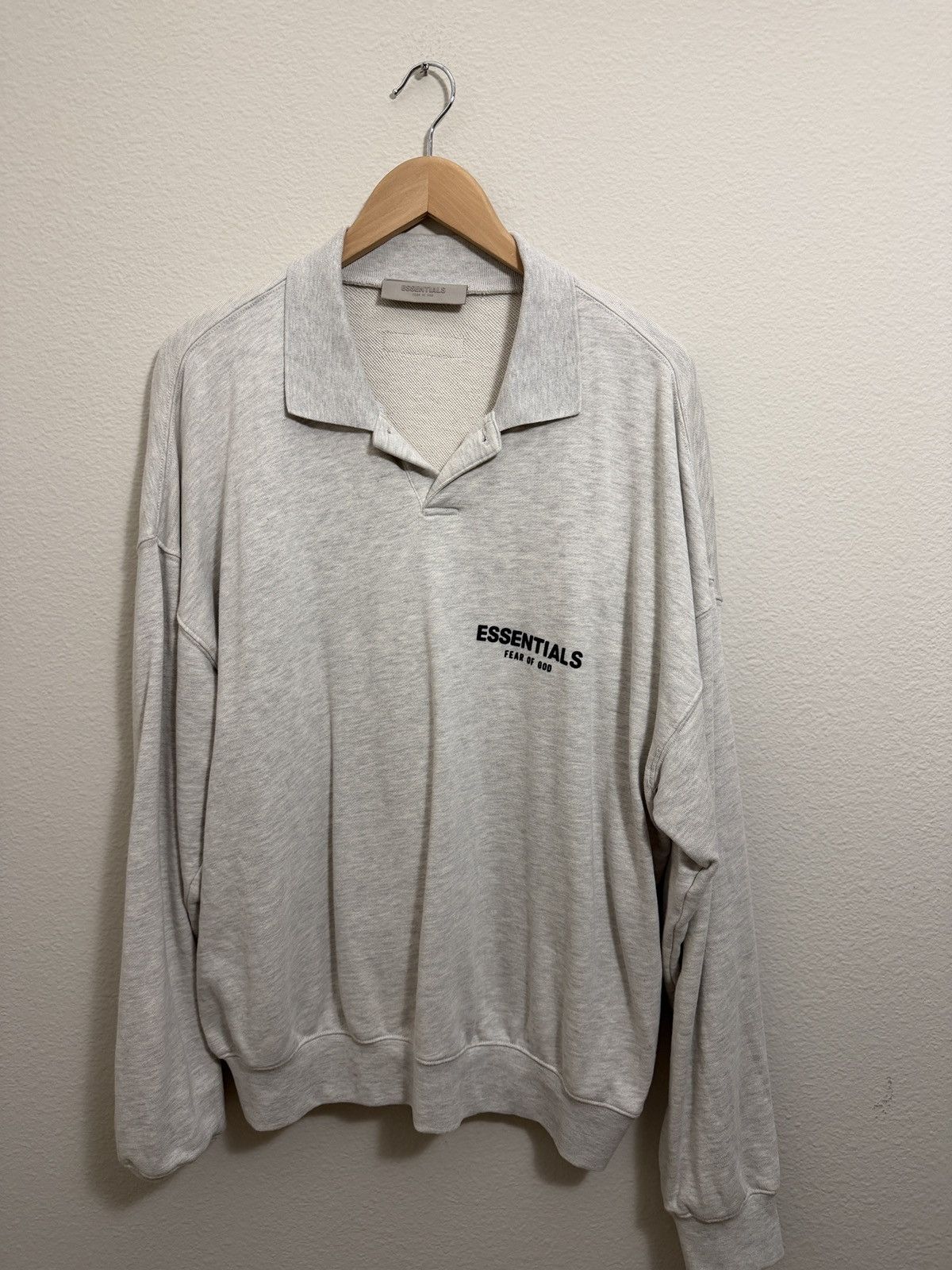 FOG Fear of god essentials pacsun long sleeve polo shirt oatmeal Size US S / EU 44-46 / 1 - 1 Thumbnail