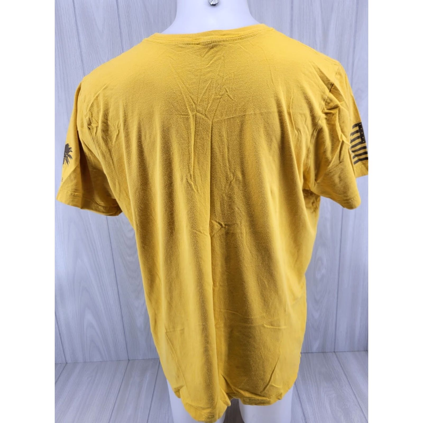 Vintage Grunt Style Club Shirt Adult 2XL Yellow Don't Tread On Me Shirt Mens 2XL Yellow Size US XXL / EU 58 / 5 - 6 Thumbnail