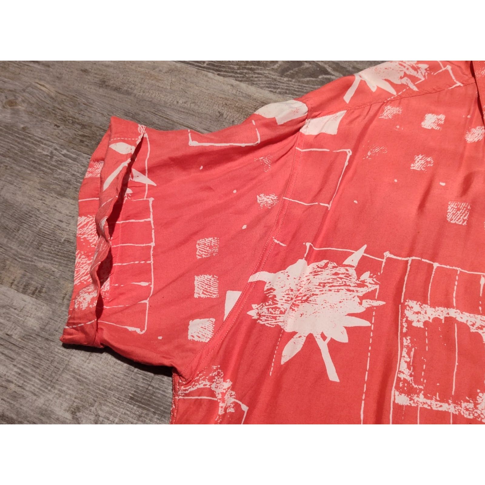 Vintage VINTAGE Stefano Conti Hawaiian Shirt Men’s Size L Short Sleeve Casual Summer Pink White All Seasons Size US L / EU 52-54 / 3 - 4 Thumbnail