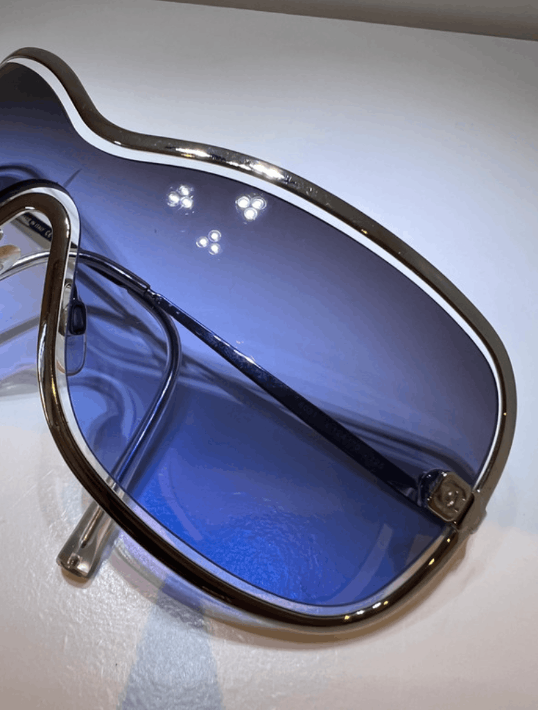 Chanel × Vintage CHANEL Sunglasses 4031 Rimless Rhinestone 4017 Shields RI832 Size ONE SIZE - 6 Thumbnail