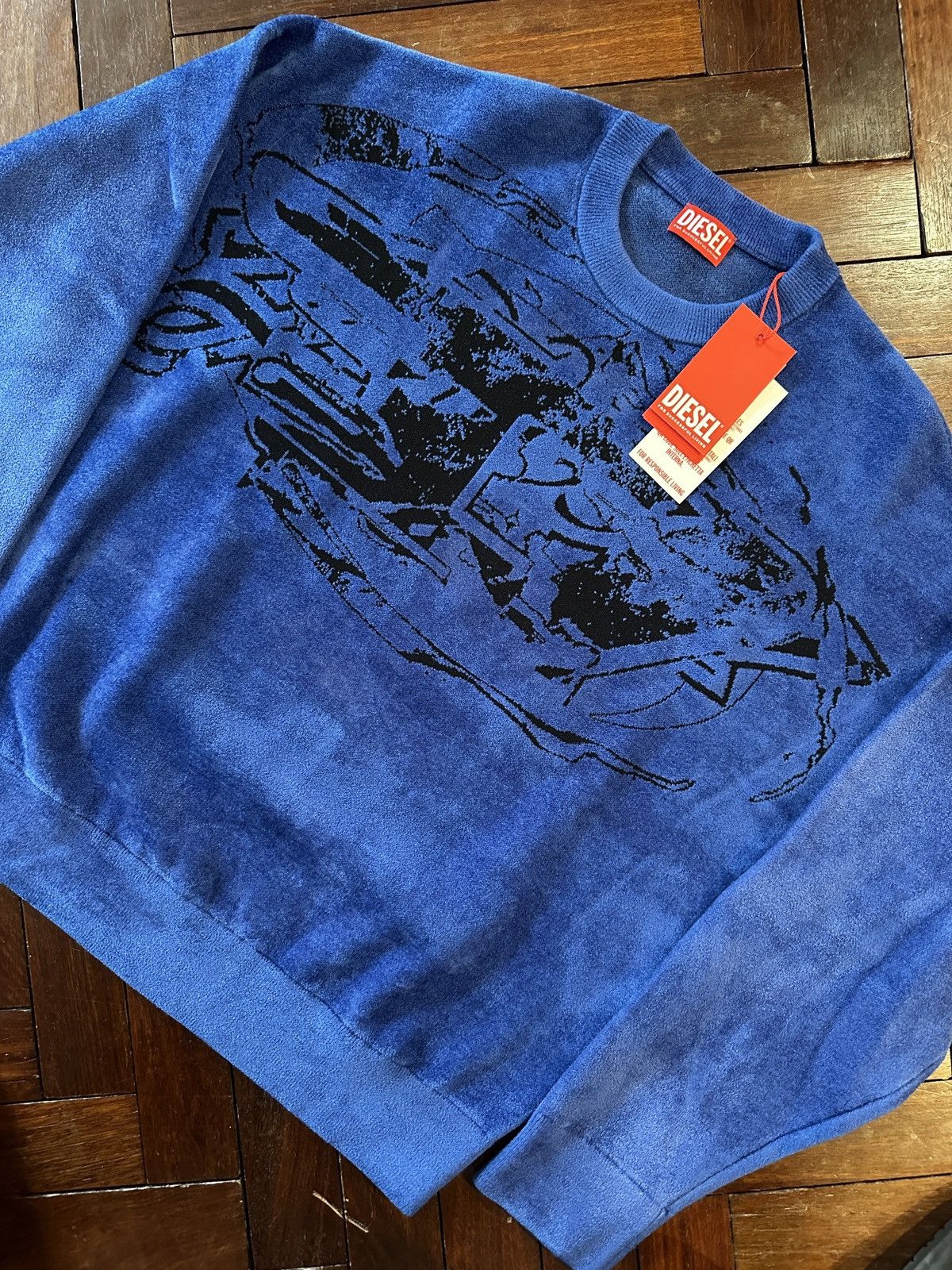 Diesel Diesel K-Tresa blue chenille crewneck Large Men’s Brand New Size US L / EU 52-54 / 3 - 2 Thumbnail