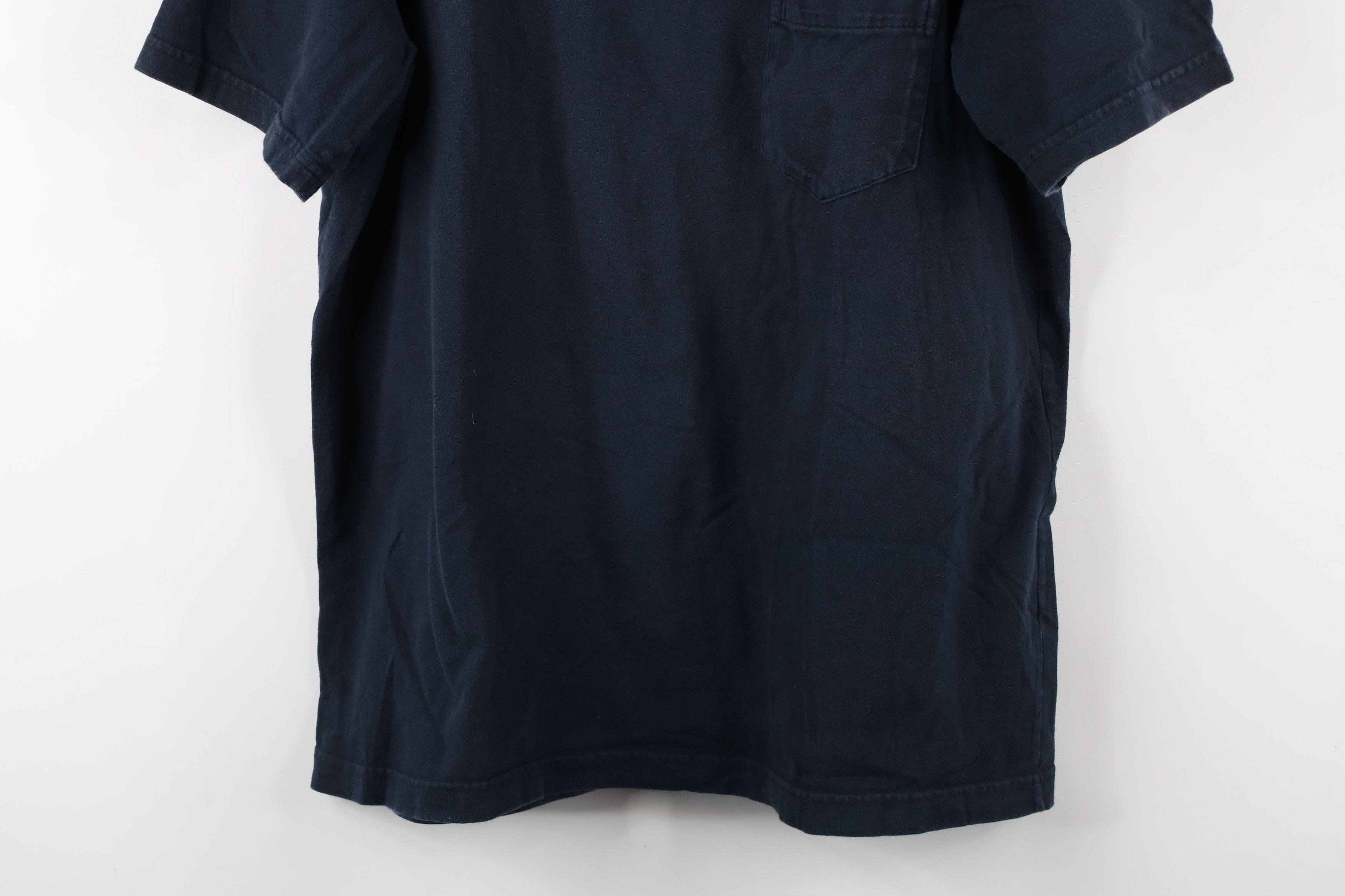 Lands' End × Vintage Vintage 90s Lands End Blank Cotton Pocket T-Shirt Navy Blue Size US L / EU 52-54 / 3 - 3 Thumbnail