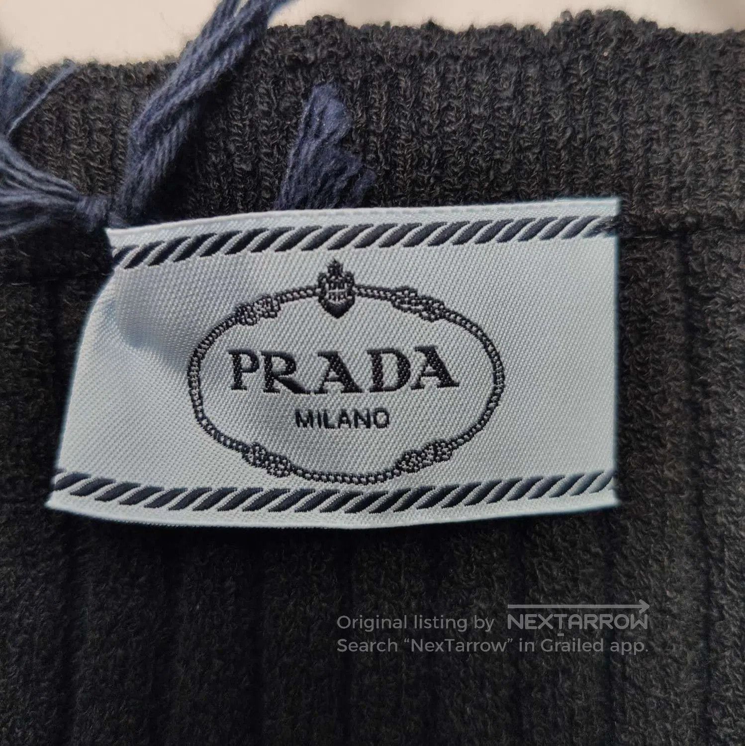 Prada Prada Logo Cotton Crop Top . Size XXS / US 00 / IT 34 - 5 Thumbnail